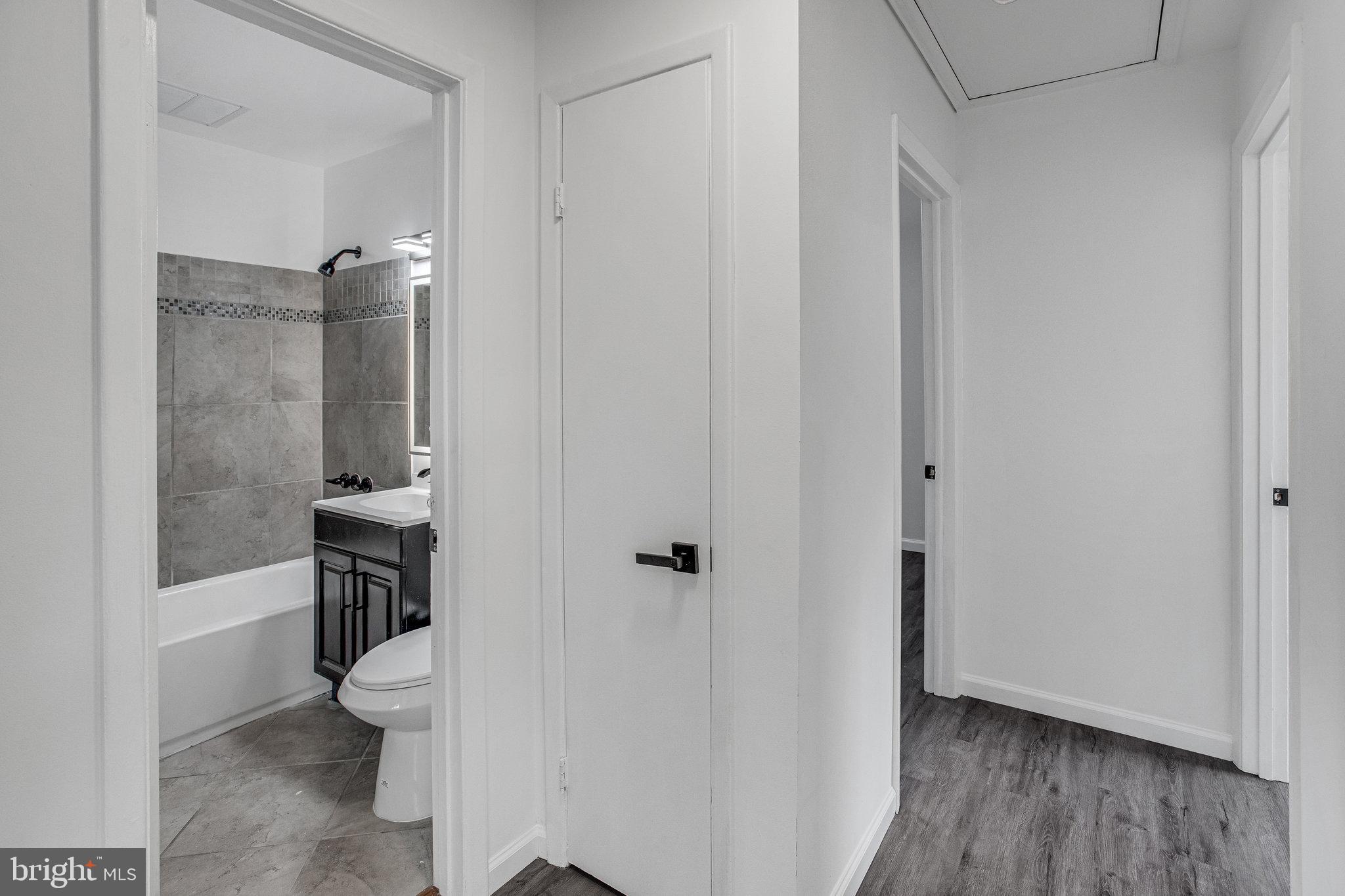 DALE CITY - Residential