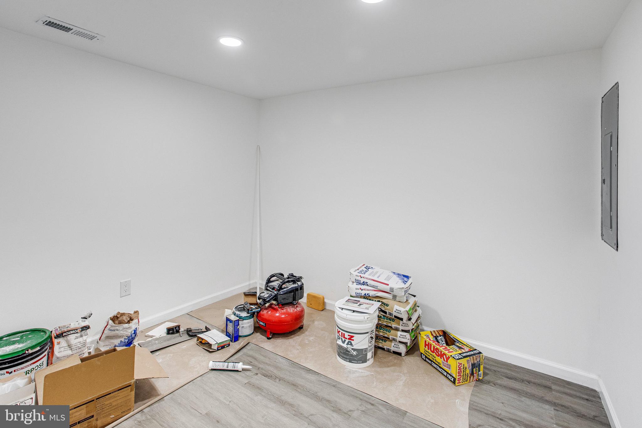 DALE CITY - Residential