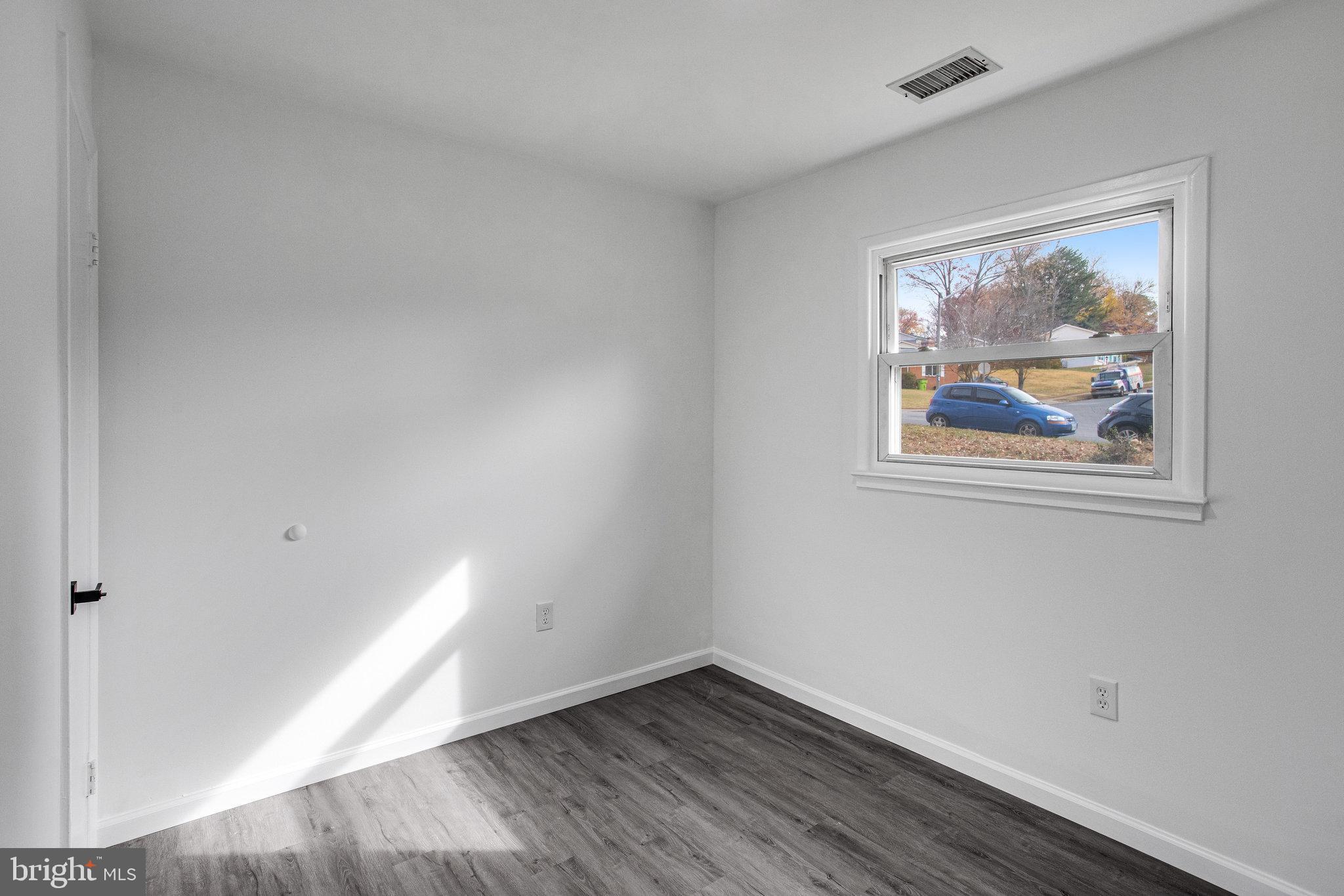 DALE CITY - Residential