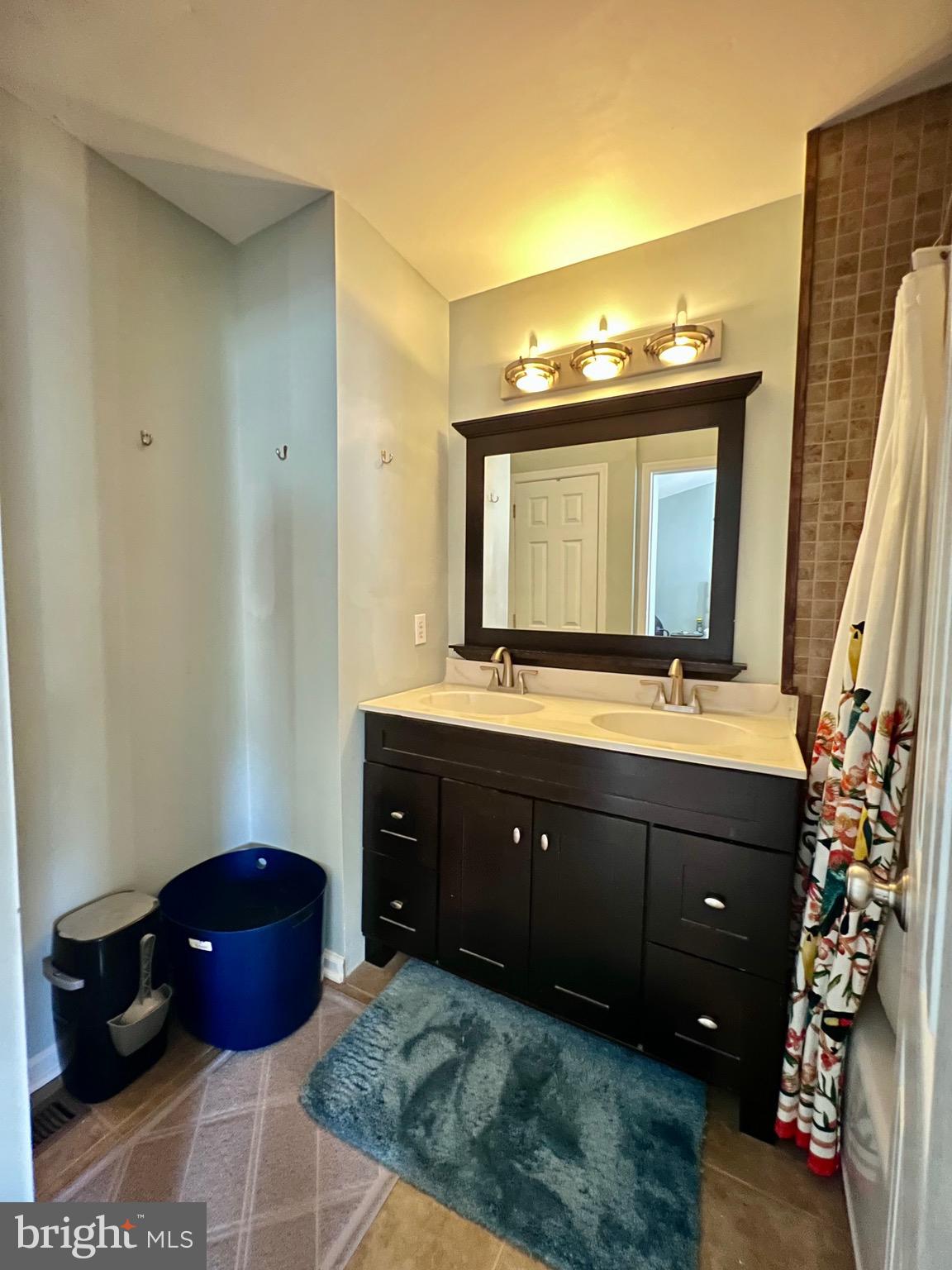 EAGLE TRACE - Residential