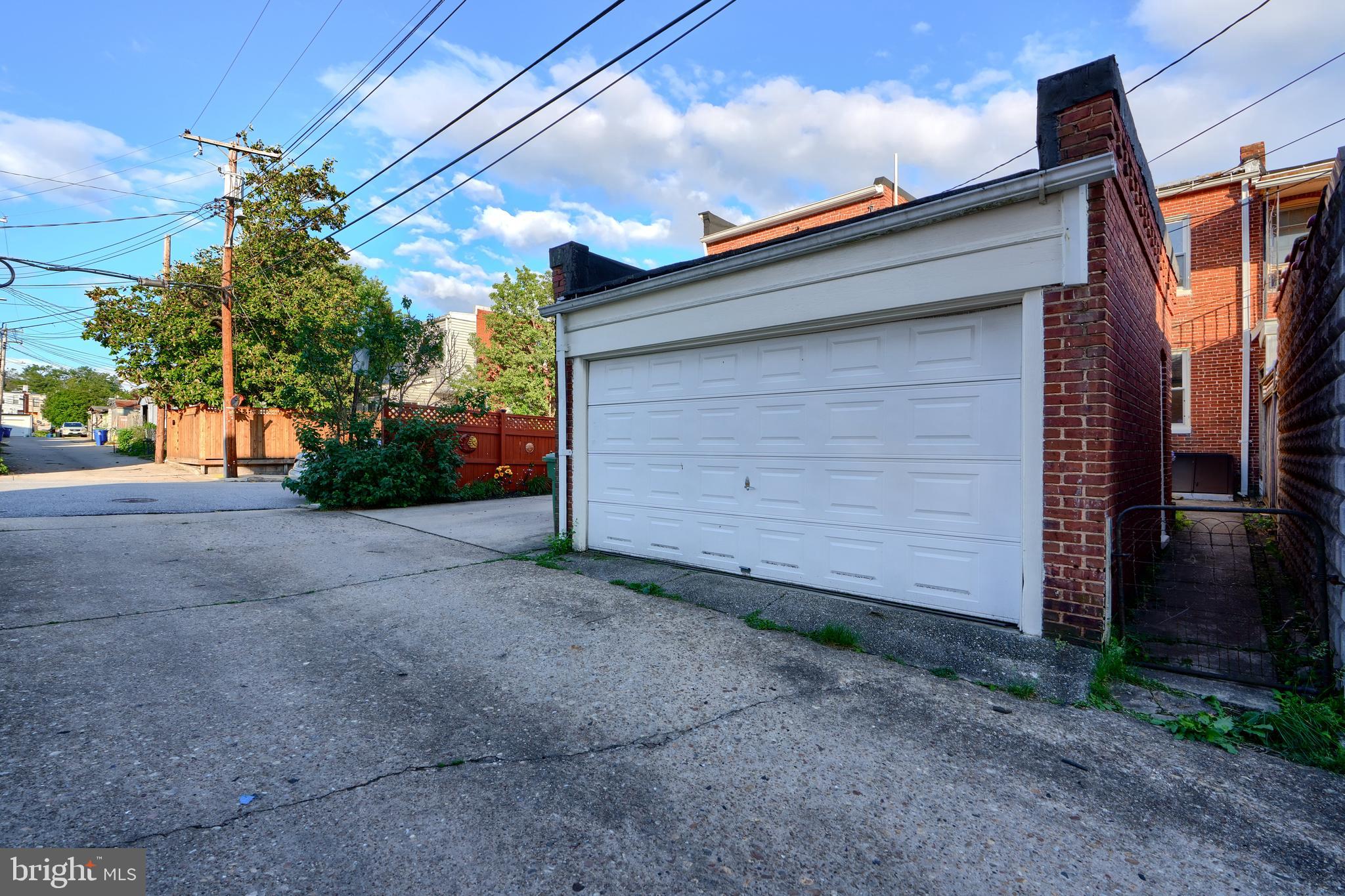 HAMPDEN HISTORIC DISTRICT - Residential