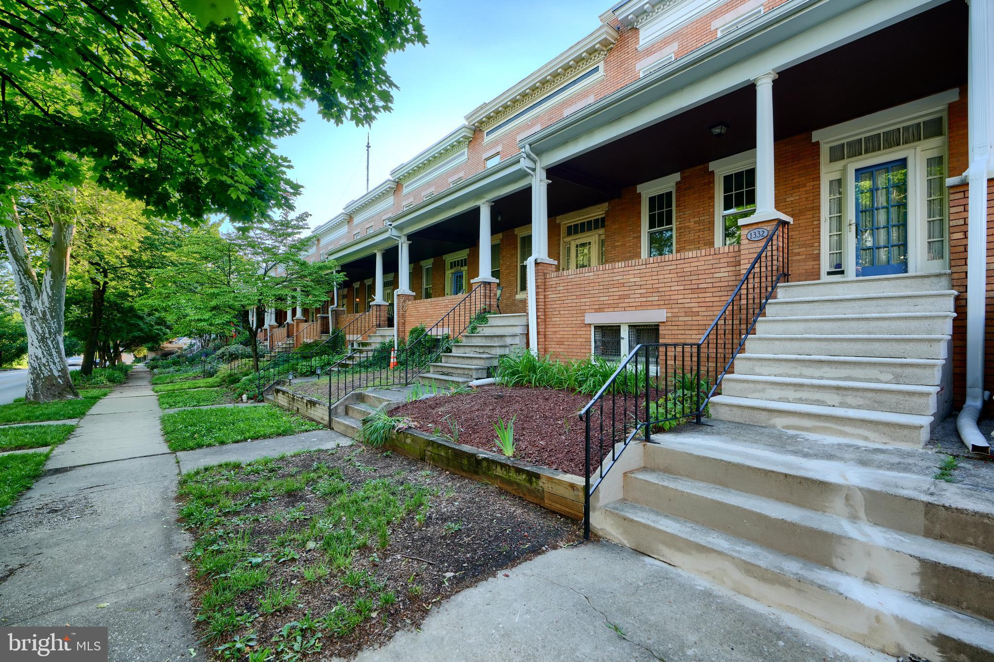 1332 W 41ST STREET