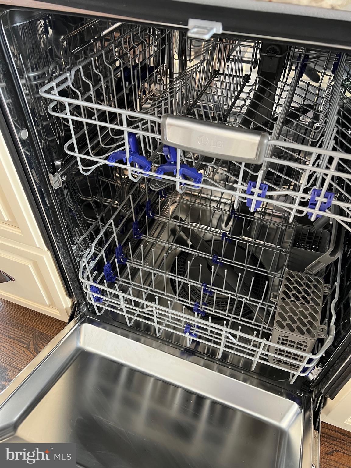 FOREST RIDGE - Residential