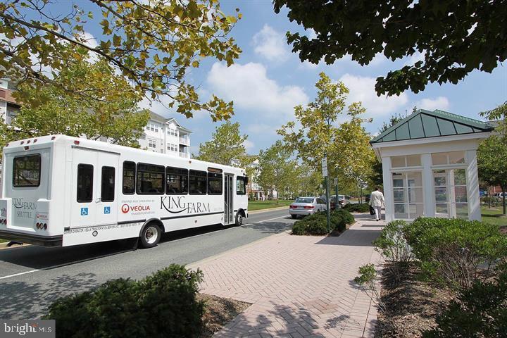 KING FARM VILLAGE CENTER - Residential Lease