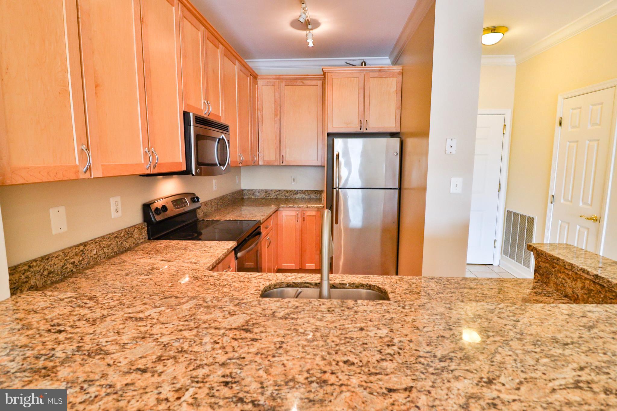 KING FARM VILLAGE CENTER - Residential Lease