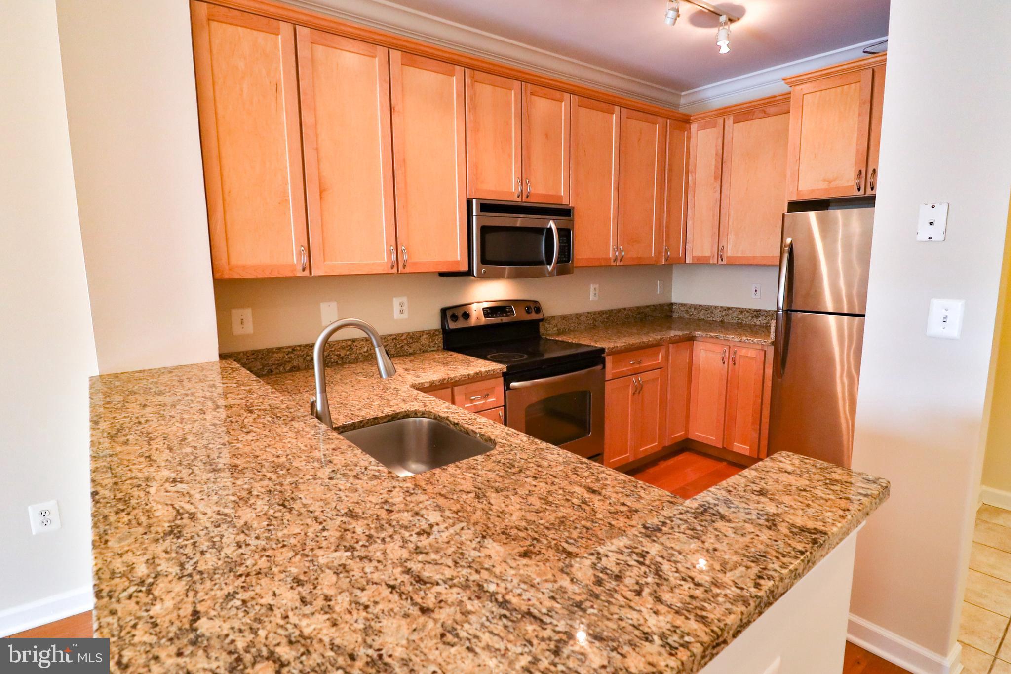 KING FARM VILLAGE CENTER - Residential Lease