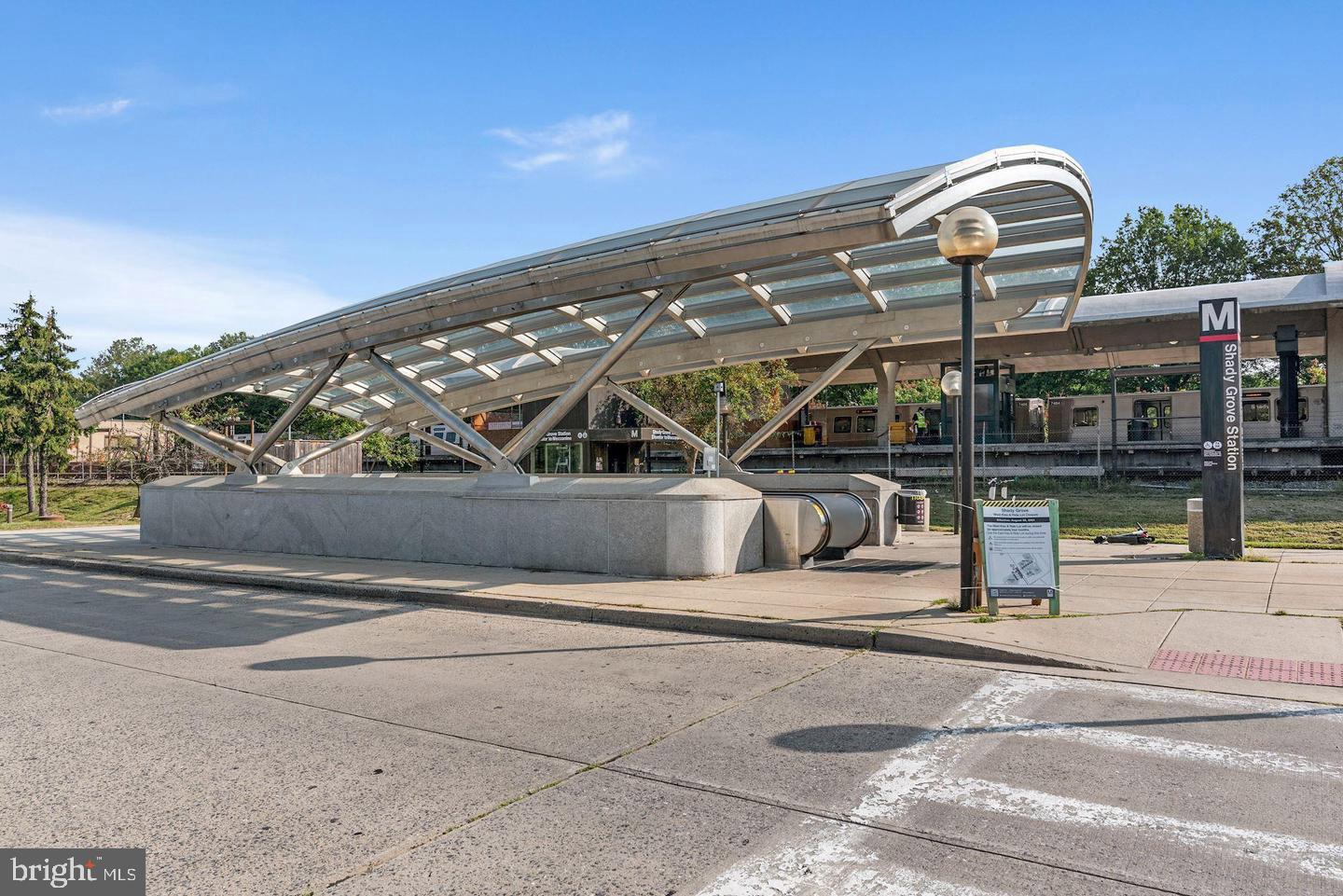 KING FARM VILLAGE CENTER - Residential Lease