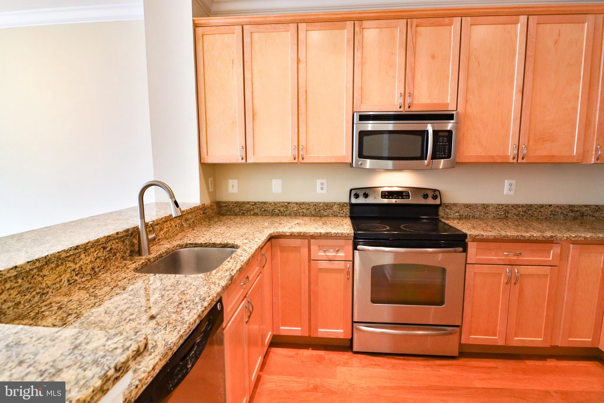 KING FARM VILLAGE CENTER - Residential Lease