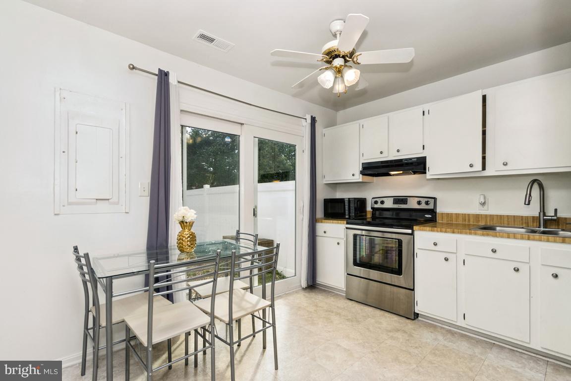 611 MADISON COURT 611