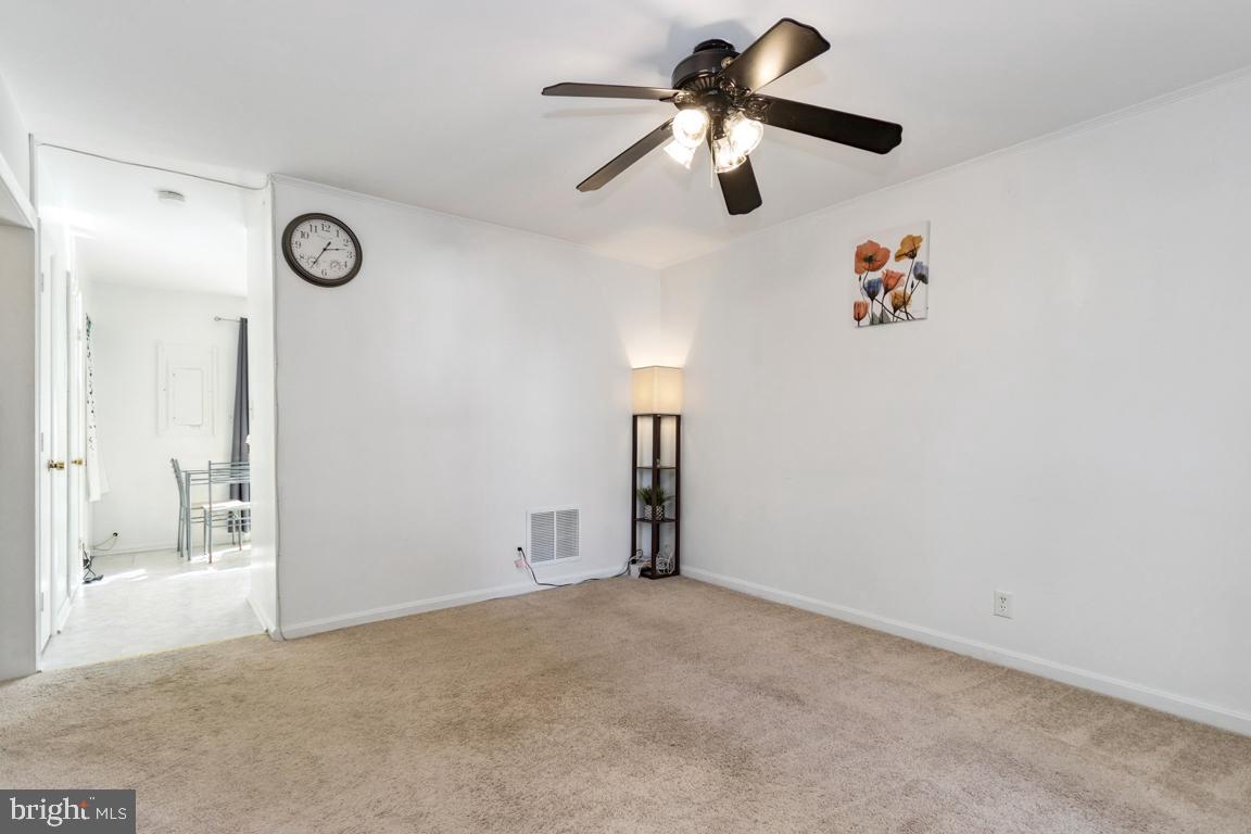 STAFFORD MEADOWS - Residential