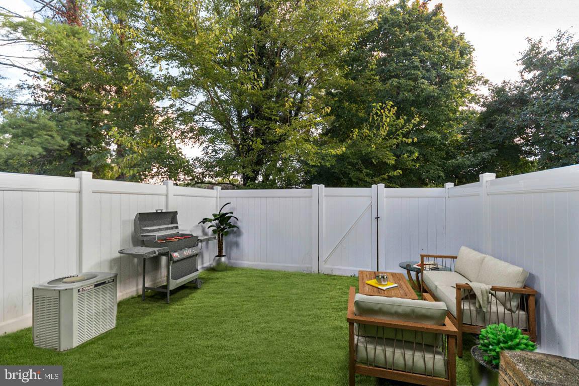 STAFFORD MEADOWS - Residential