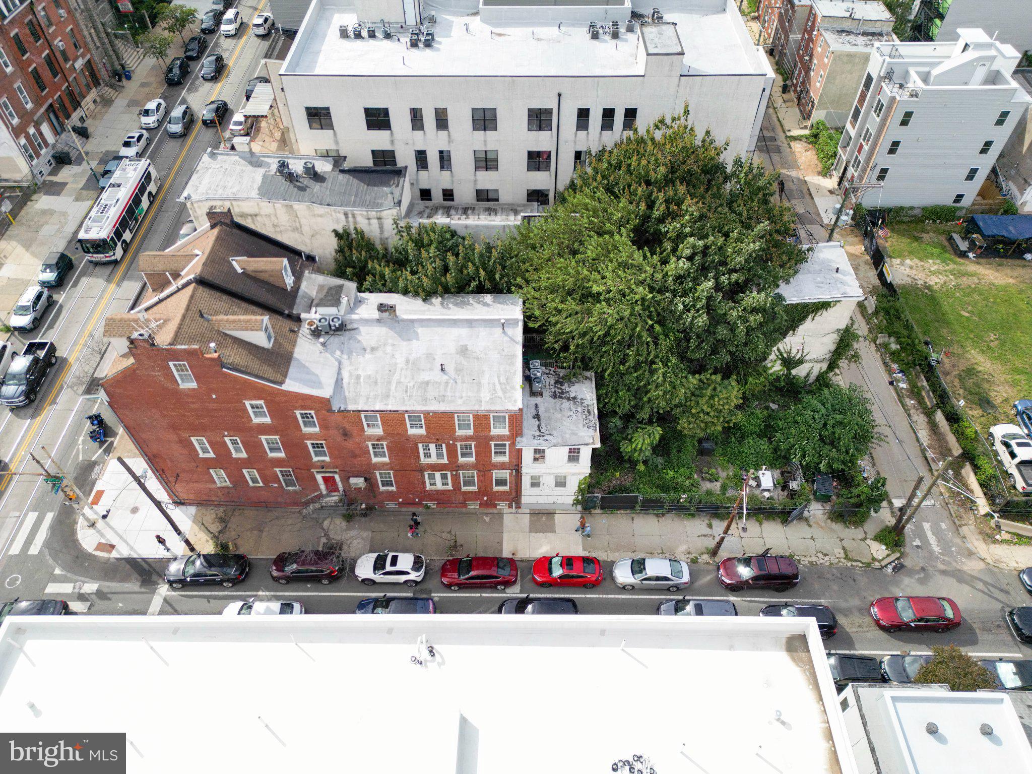 1501 W GIRARD AVENUE