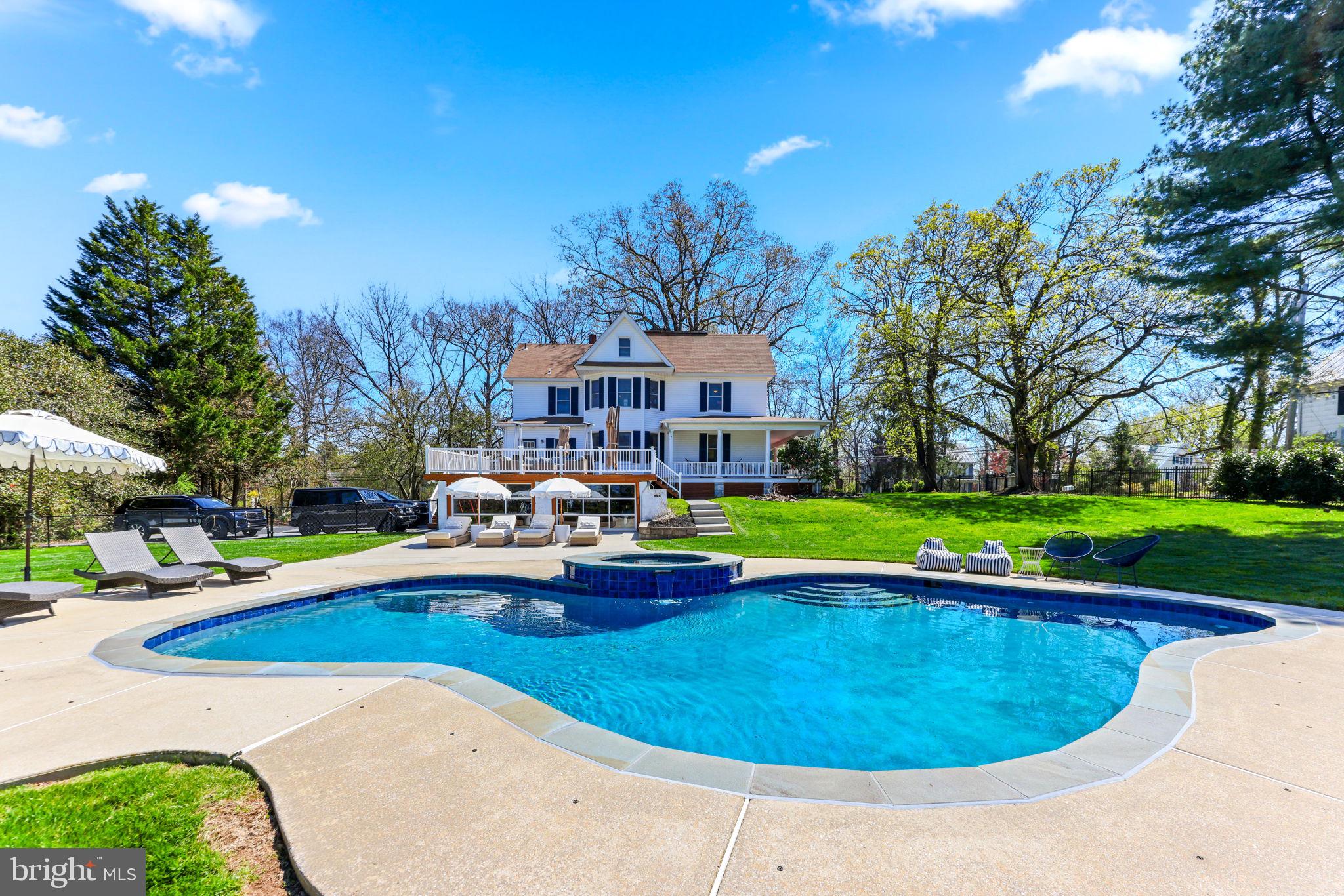 GLYNDON - Residential