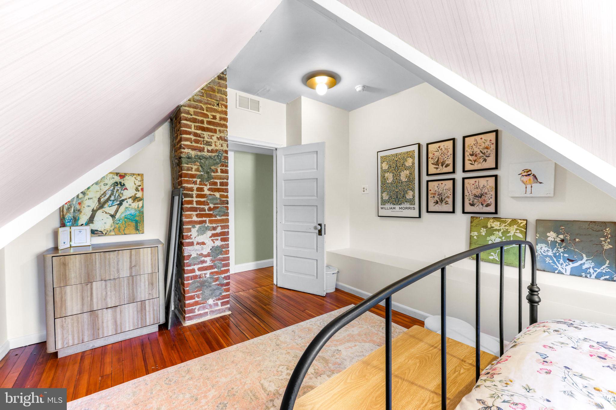 GLYNDON - Residential