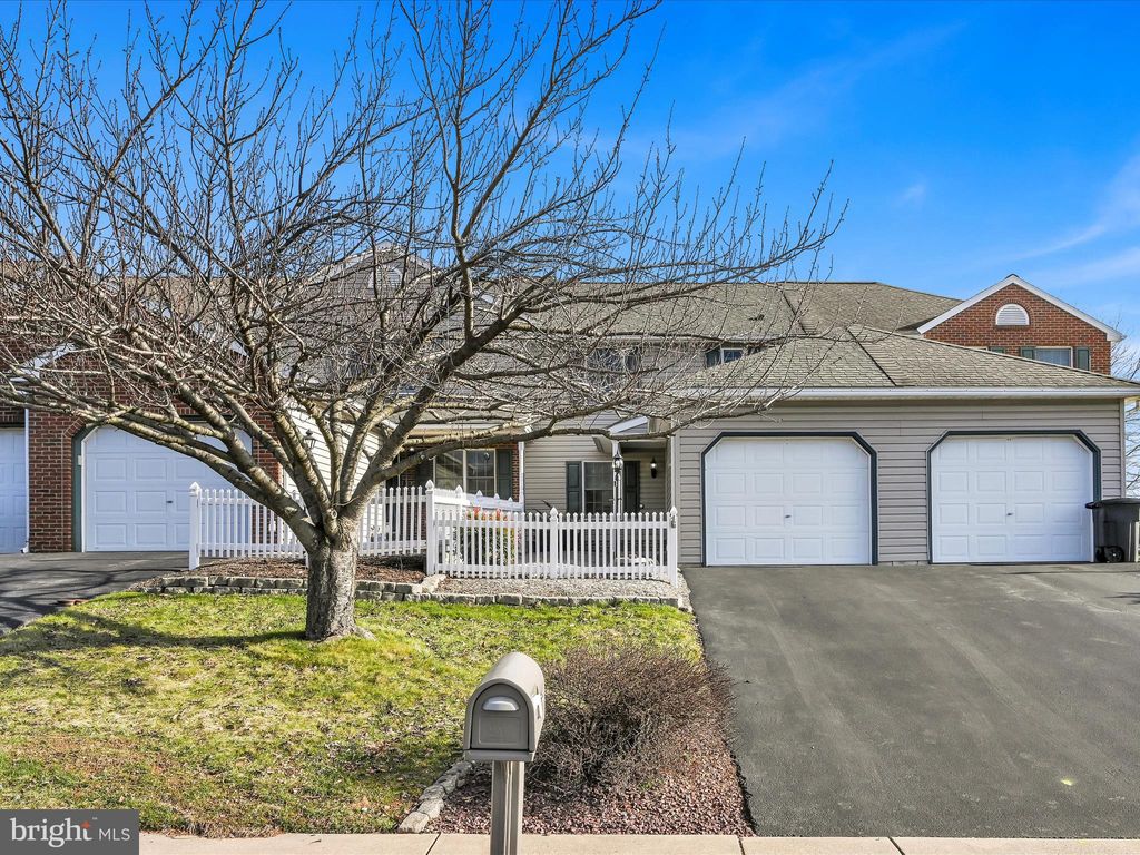 Photo of 26 Heron Drive, Denver, PA 17517 (MLS # PALA2046578)