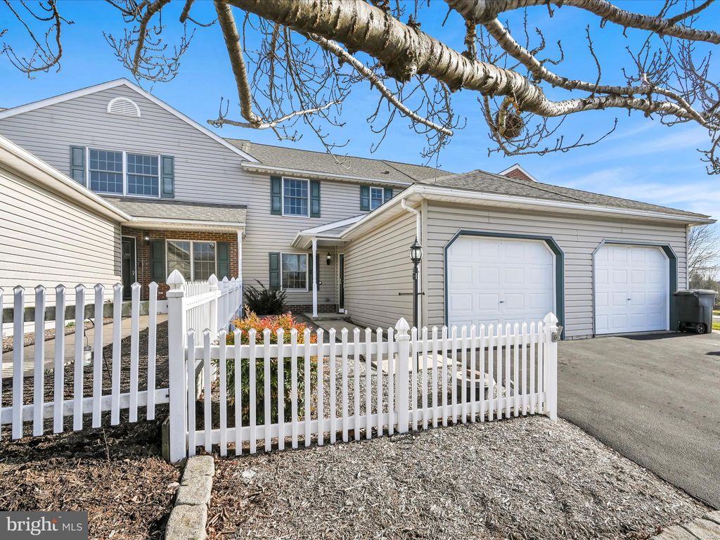 Photo of 26 Heron Drive, Denver, PA 17517 (MLS # PALA2046578)