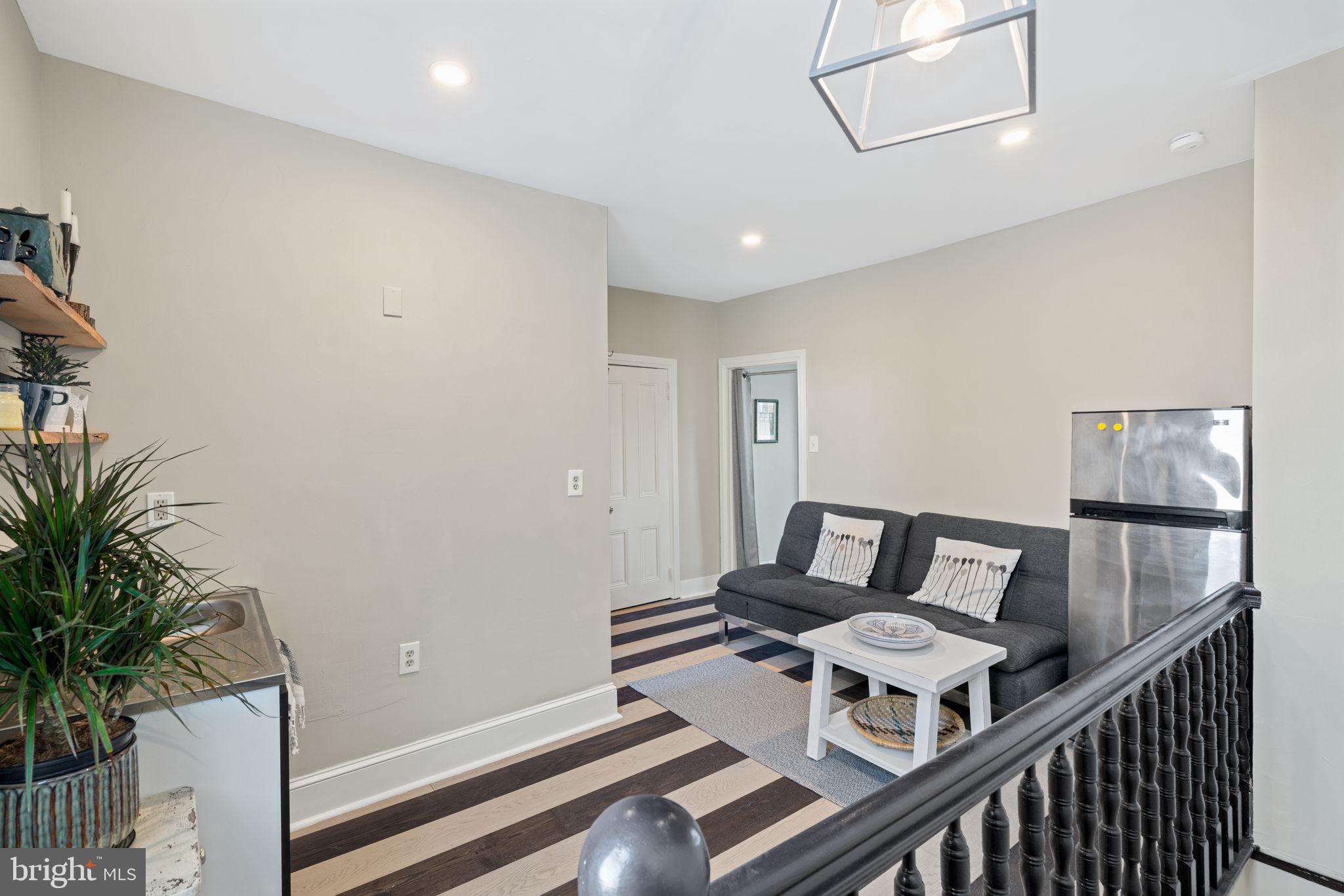 PASSYUNK SQUARE - Residential