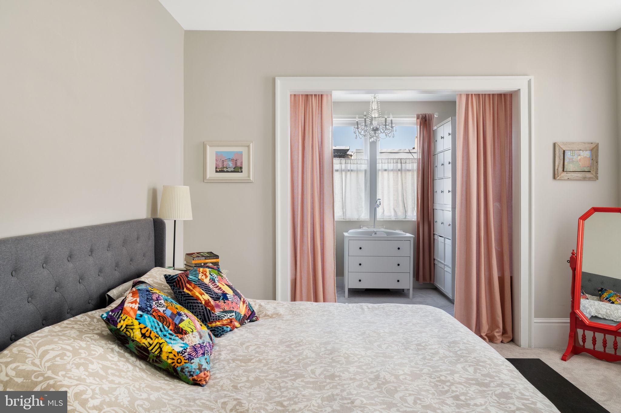 PASSYUNK SQUARE - Residential