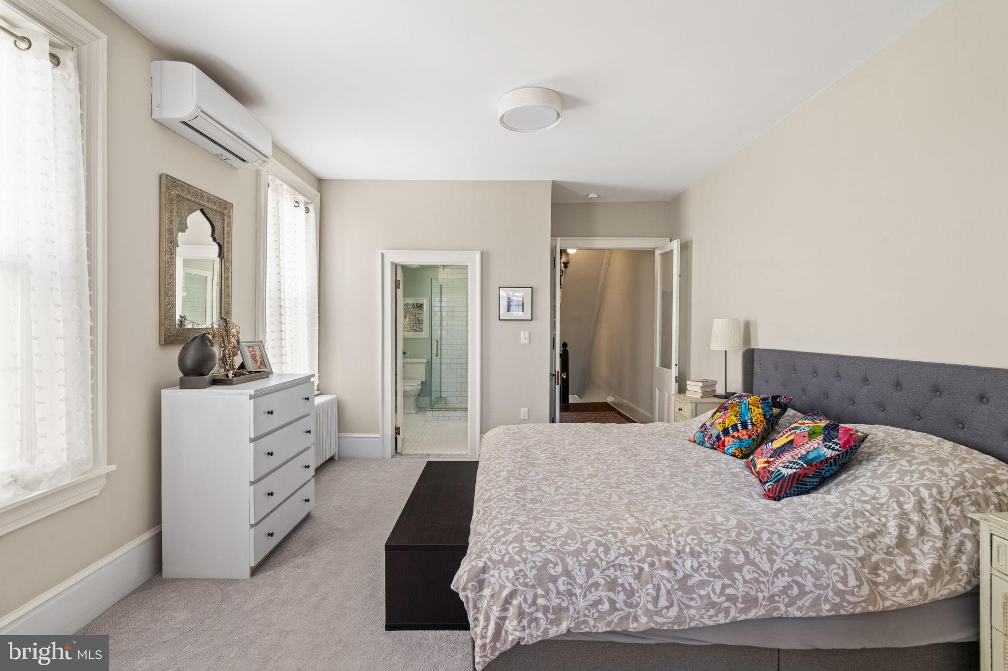 PASSYUNK SQUARE - Residential