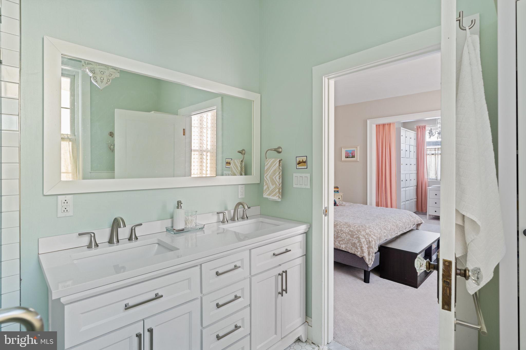 PASSYUNK SQUARE - Residential