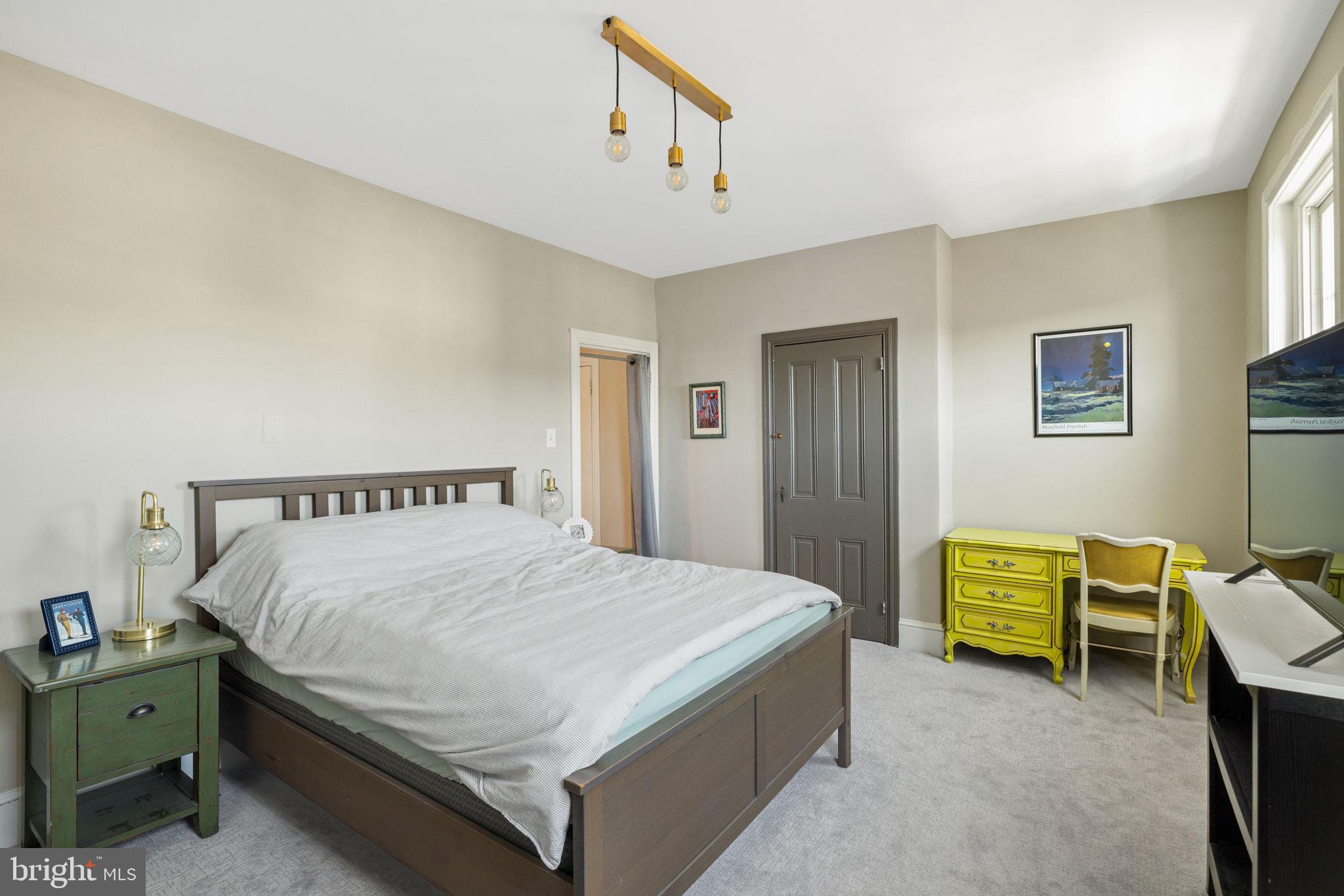 PASSYUNK SQUARE - Residential