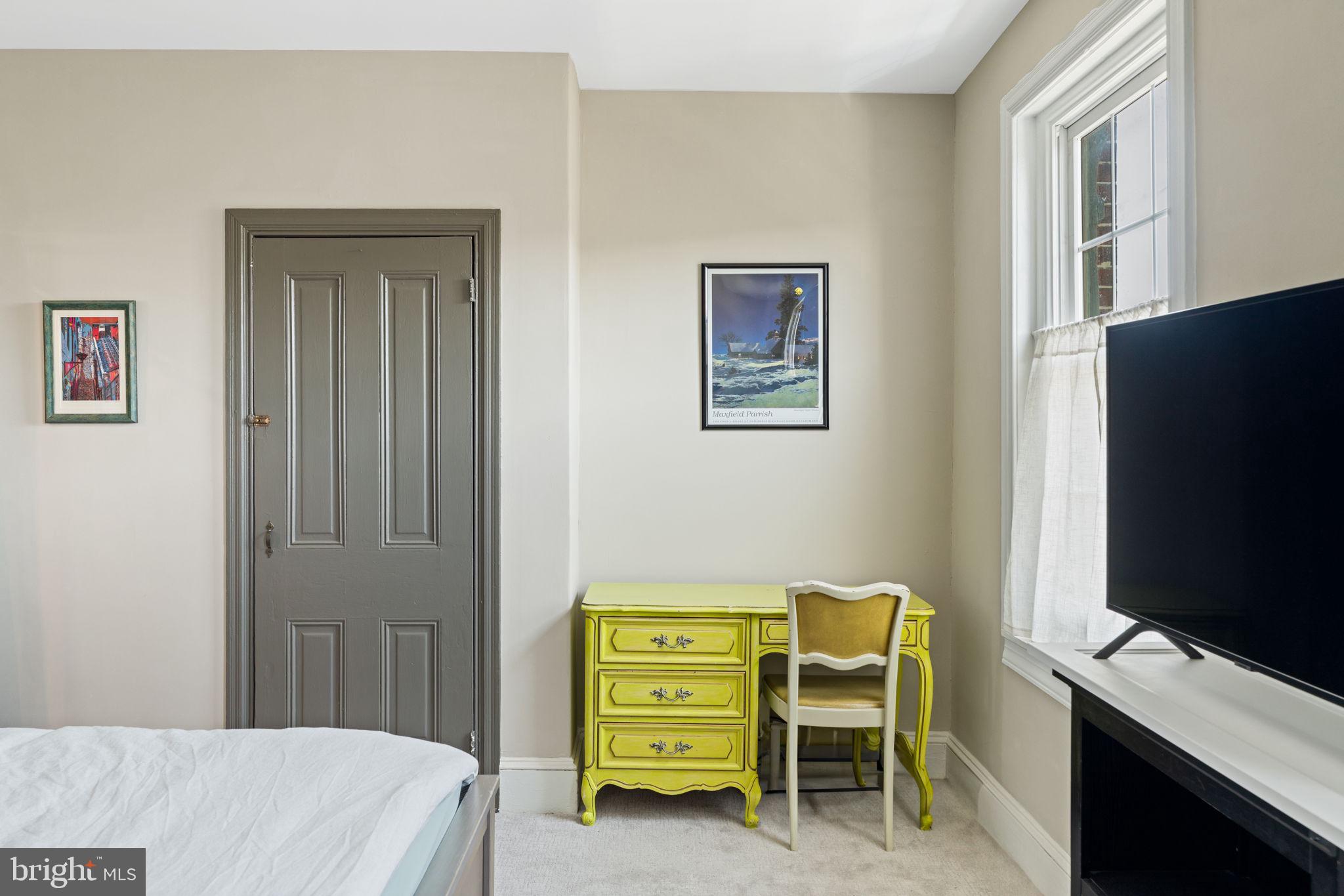 PASSYUNK SQUARE - Residential