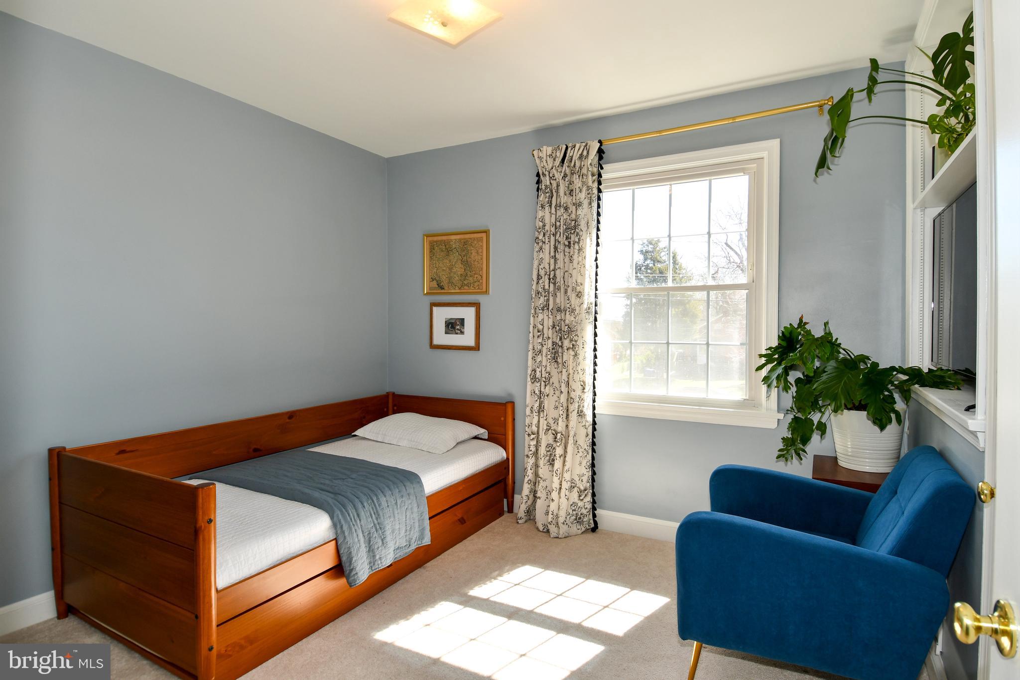 YATES VILLAGE - Residential