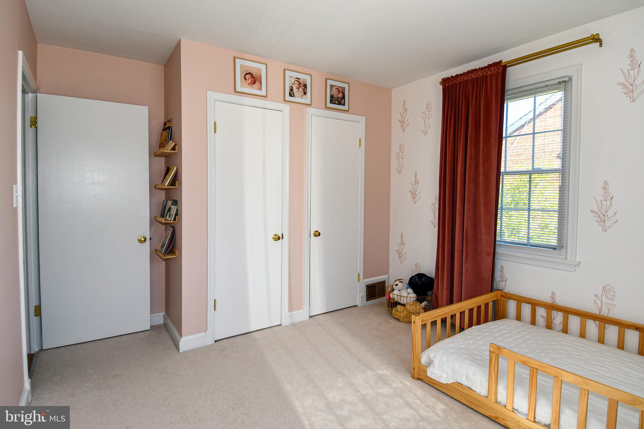 YATES VILLAGE - Residential