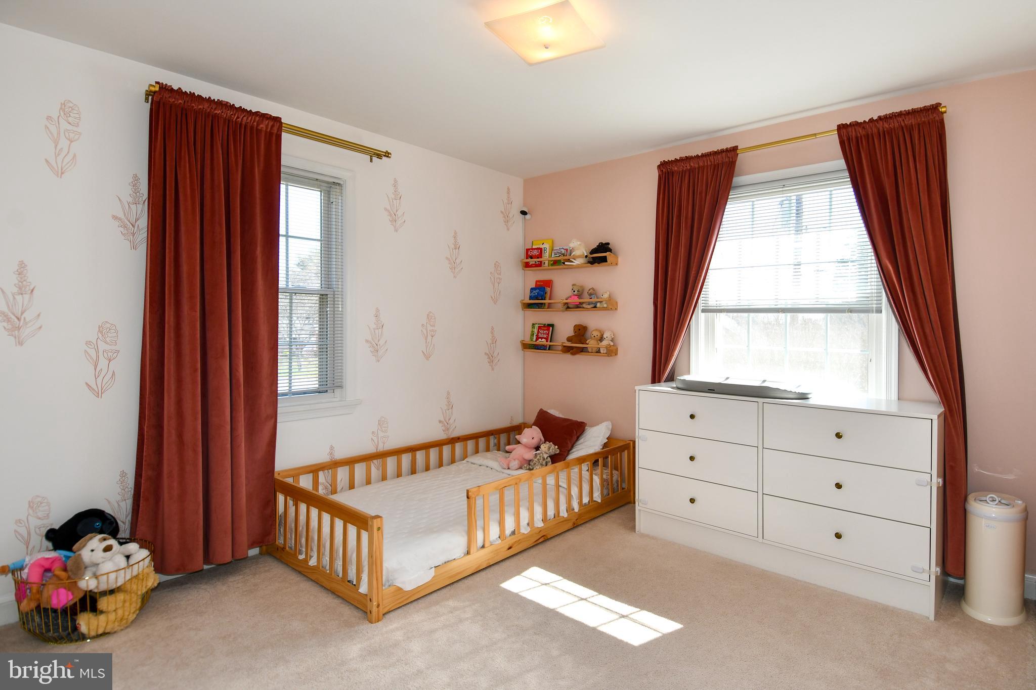 YATES VILLAGE - Residential