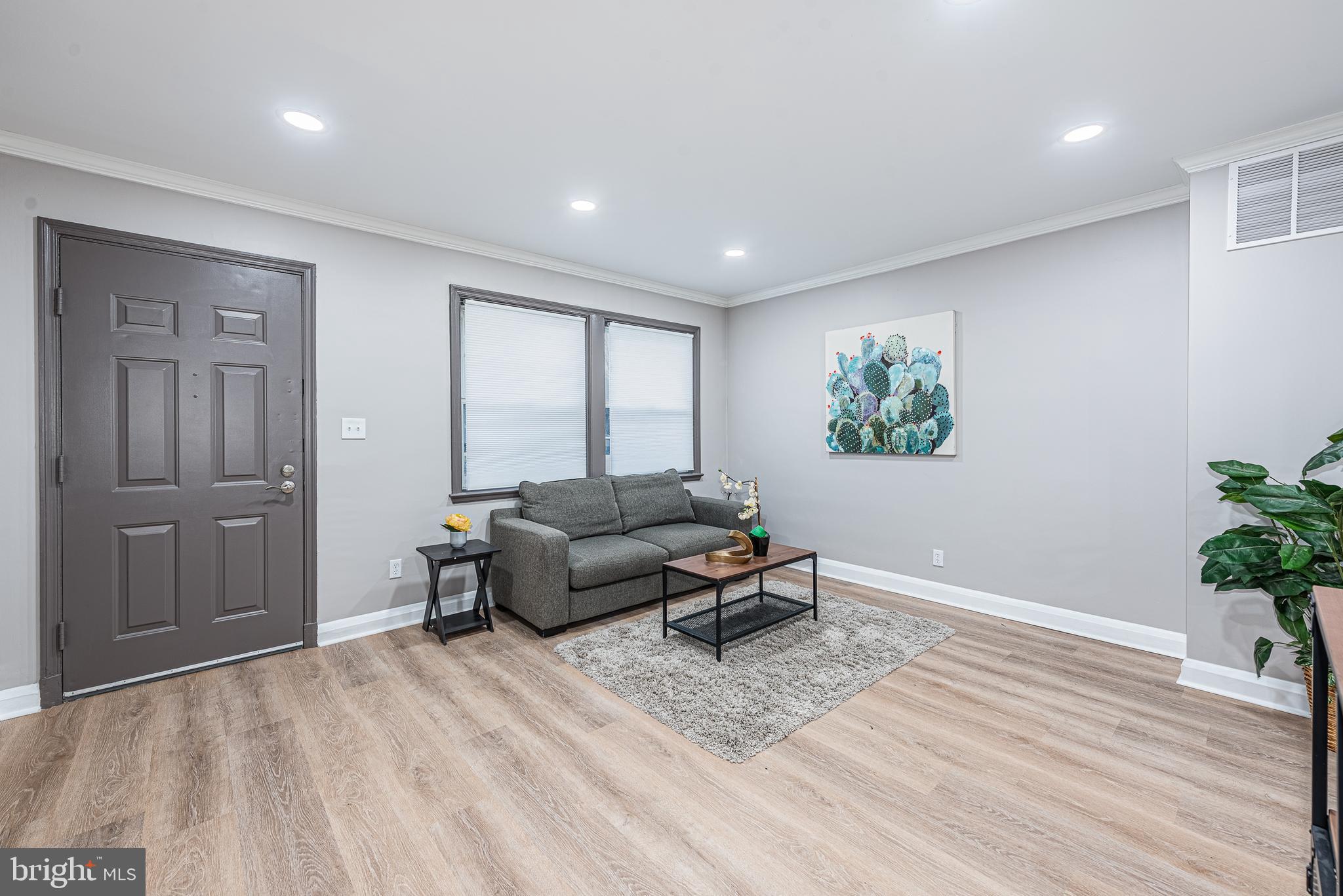 WESTOWNE - Residential