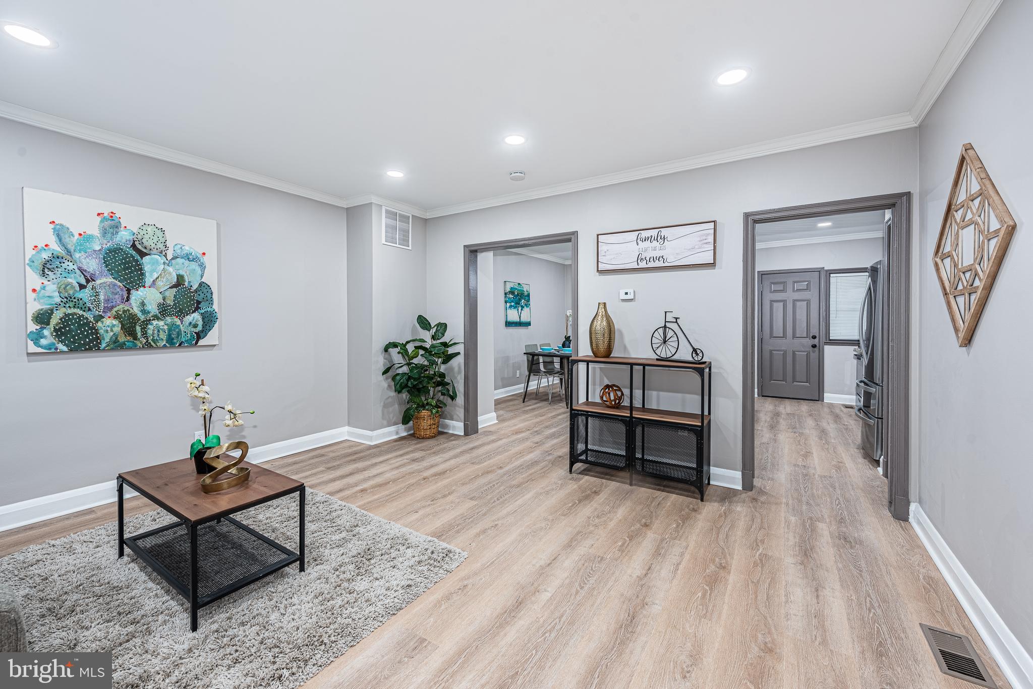 WESTOWNE - Residential