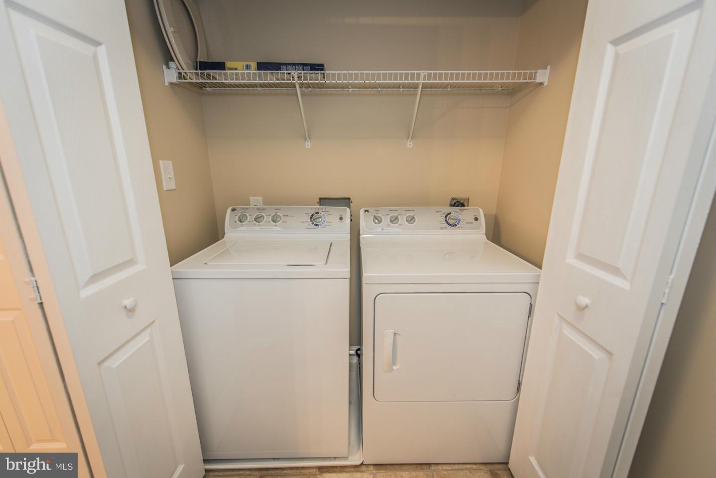 CRESTFIELD - Residential