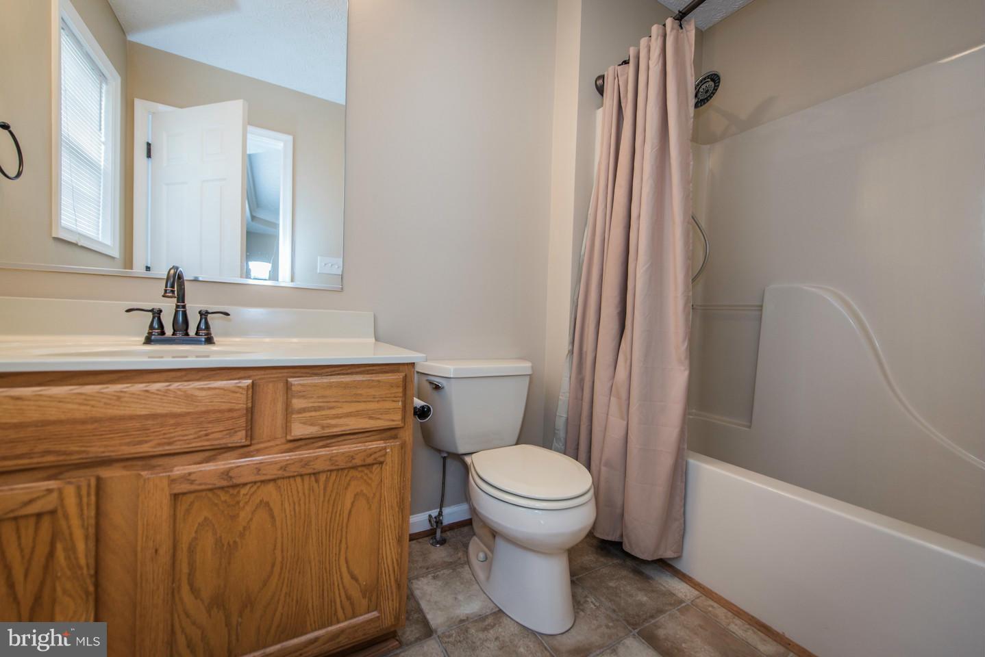 CRESTFIELD - Residential