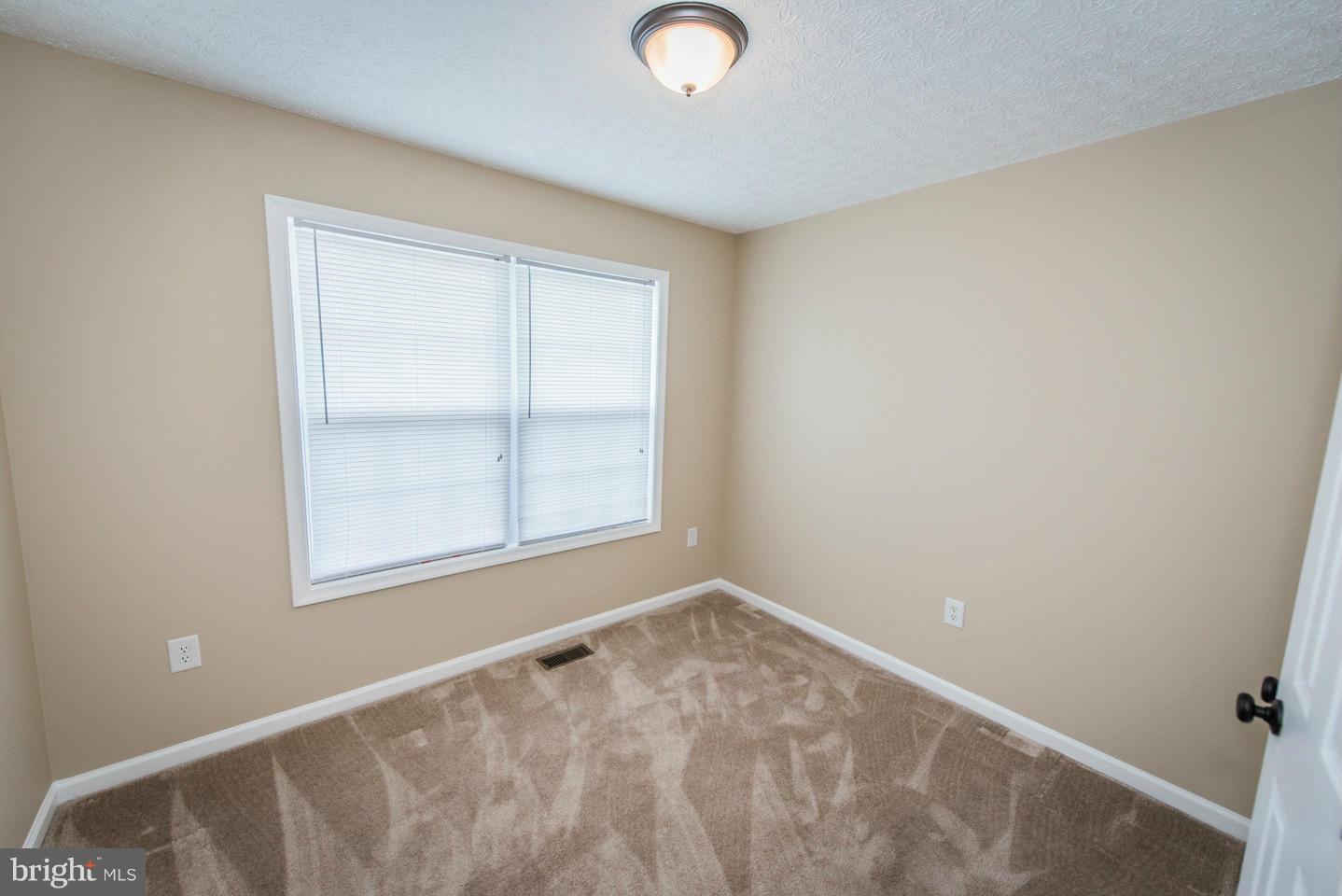 CRESTFIELD - Residential