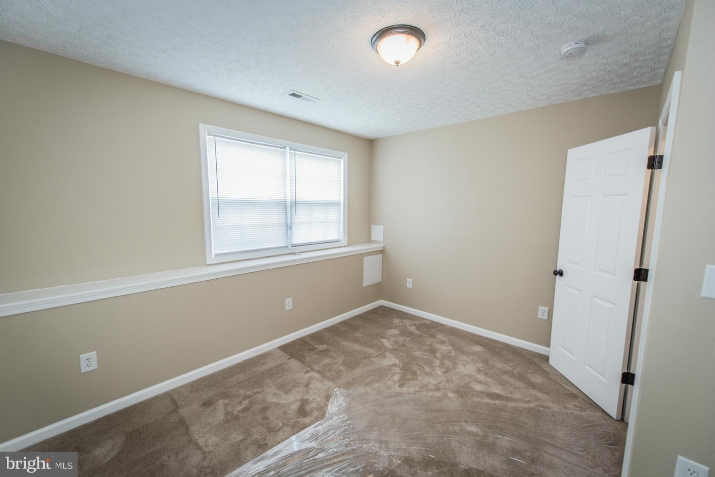 CRESTFIELD - Residential