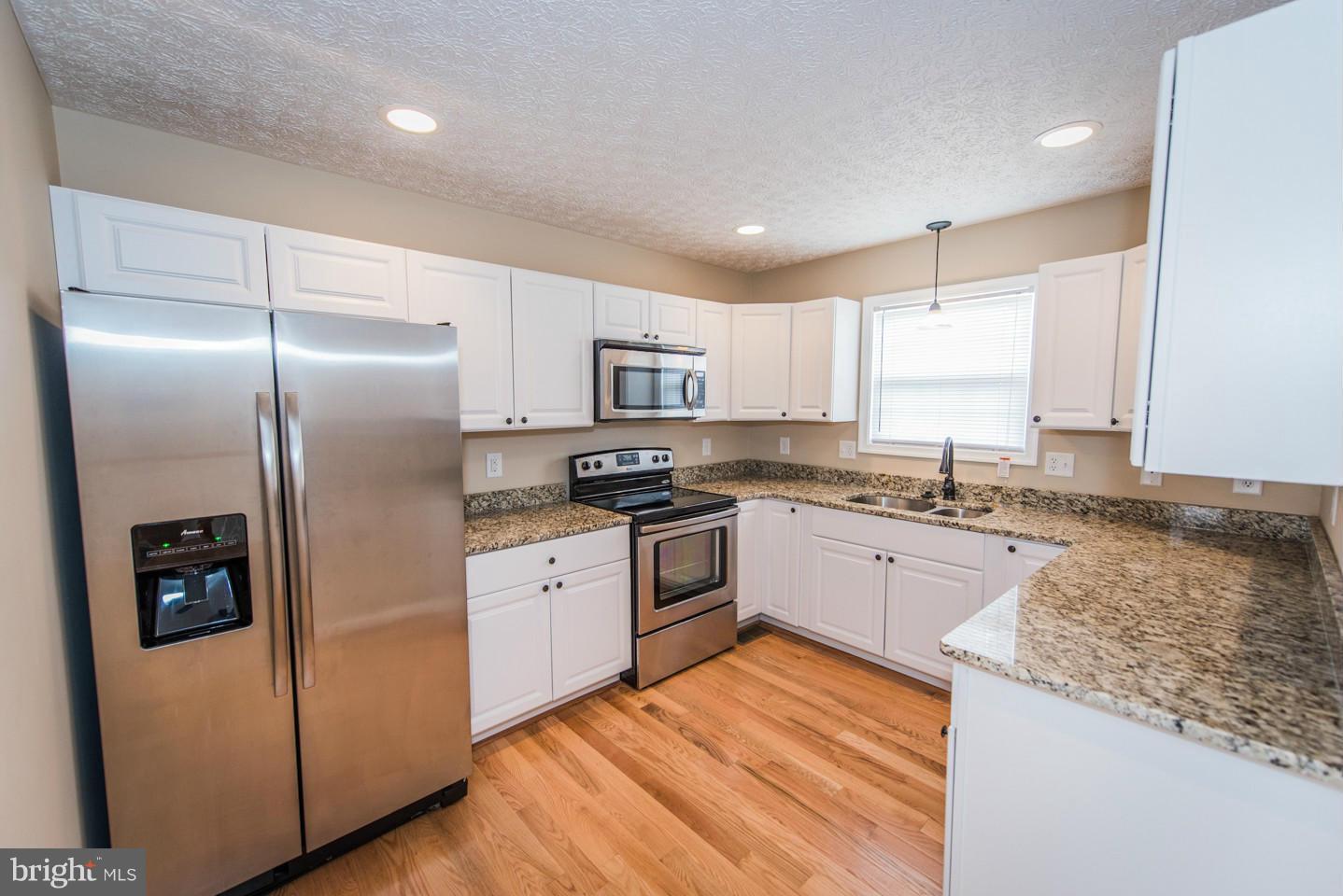 CRESTFIELD - Residential