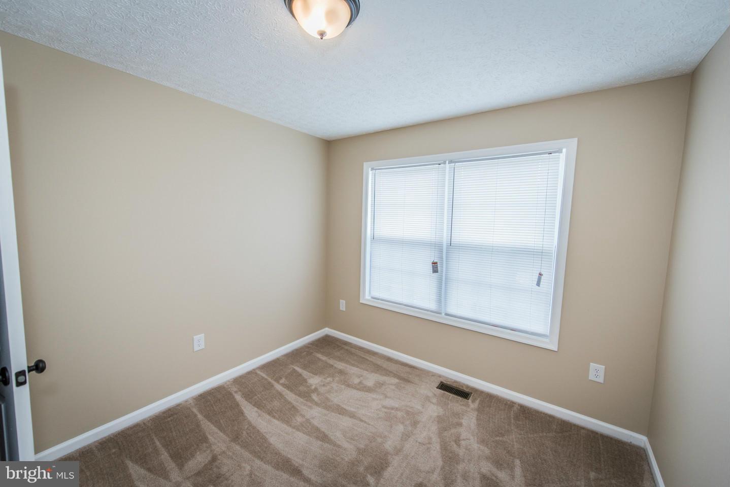 CRESTFIELD - Residential