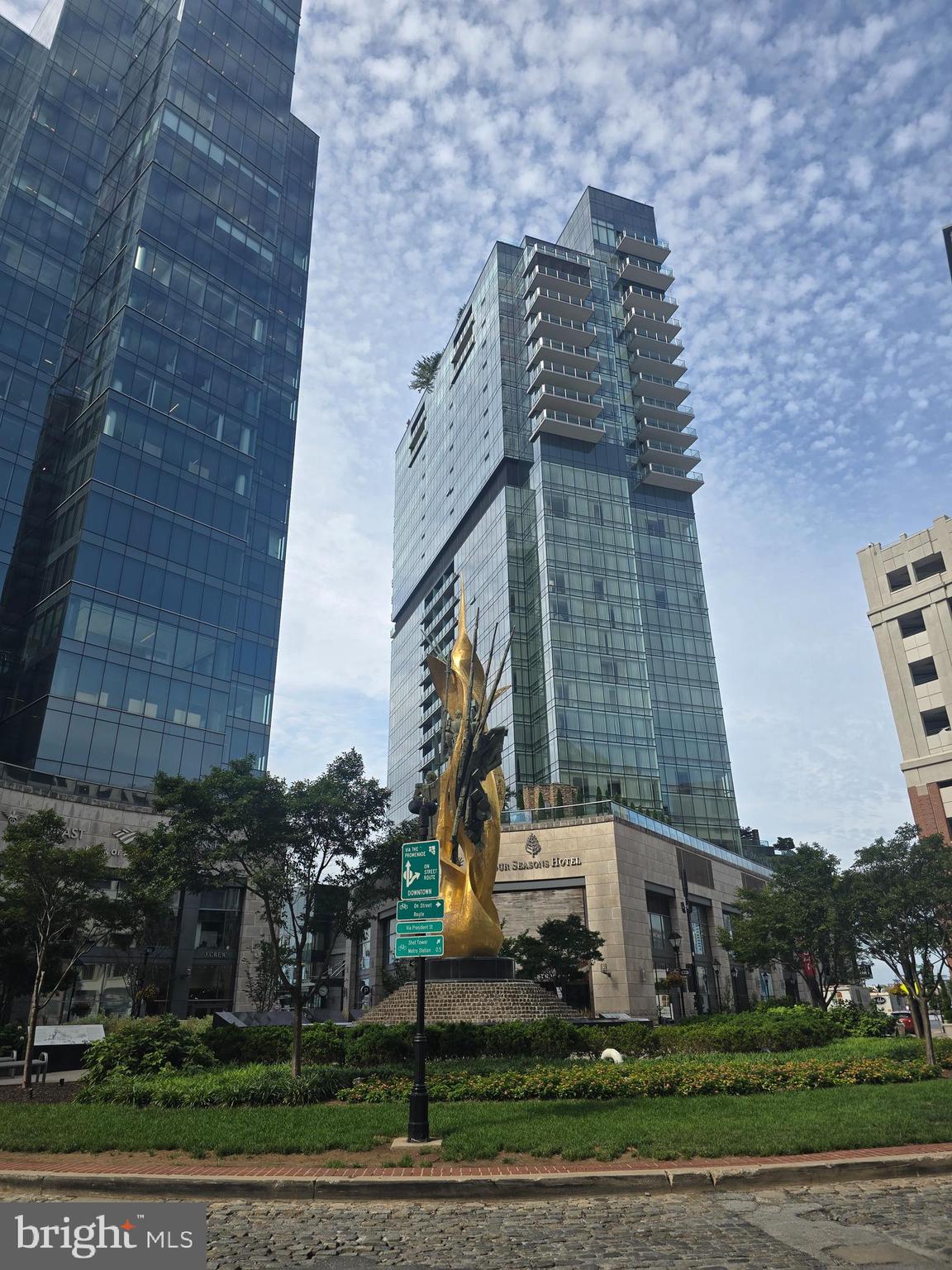 HARBOR EAST - Residential Lease