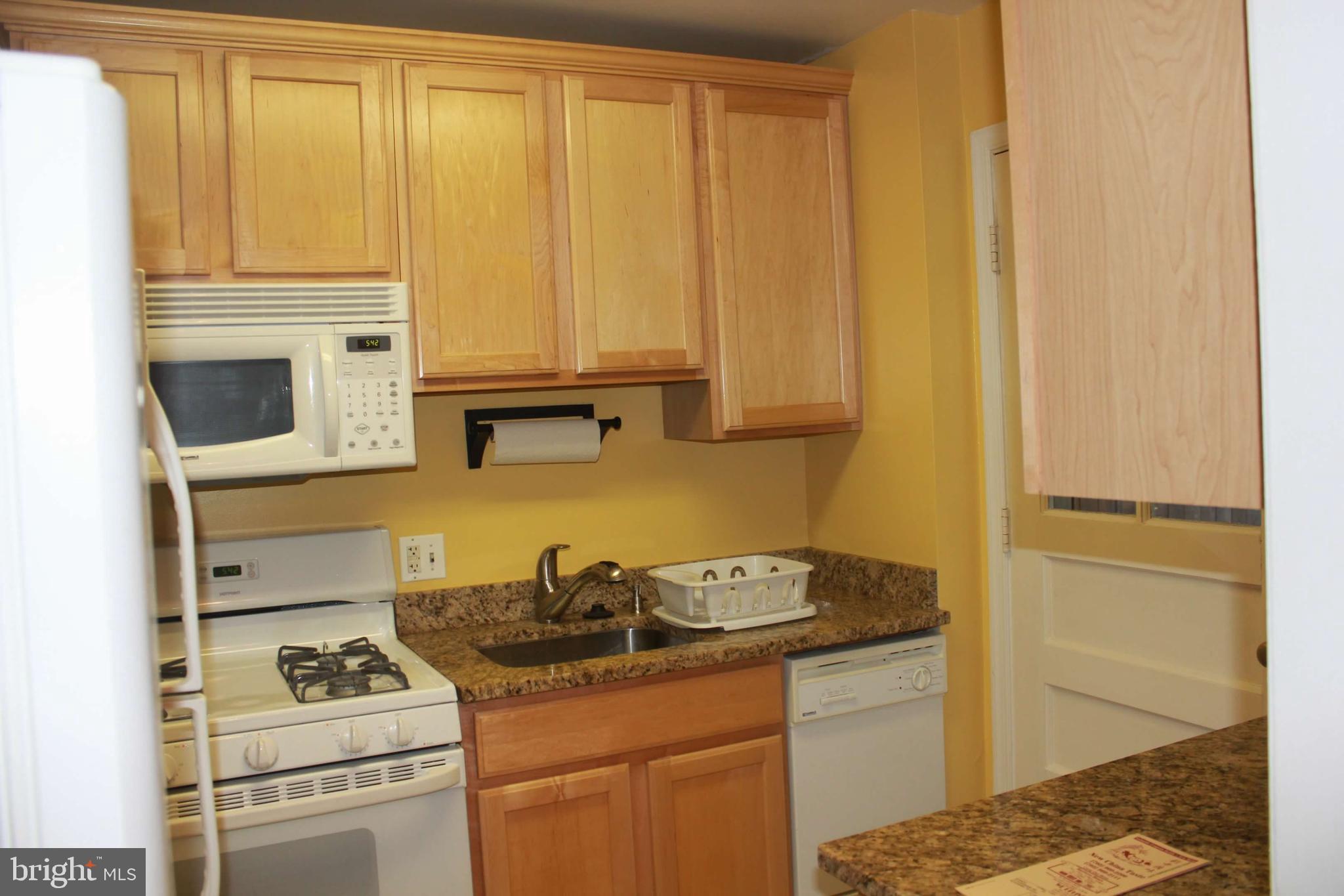 HUNTINGTON - Residential Lease