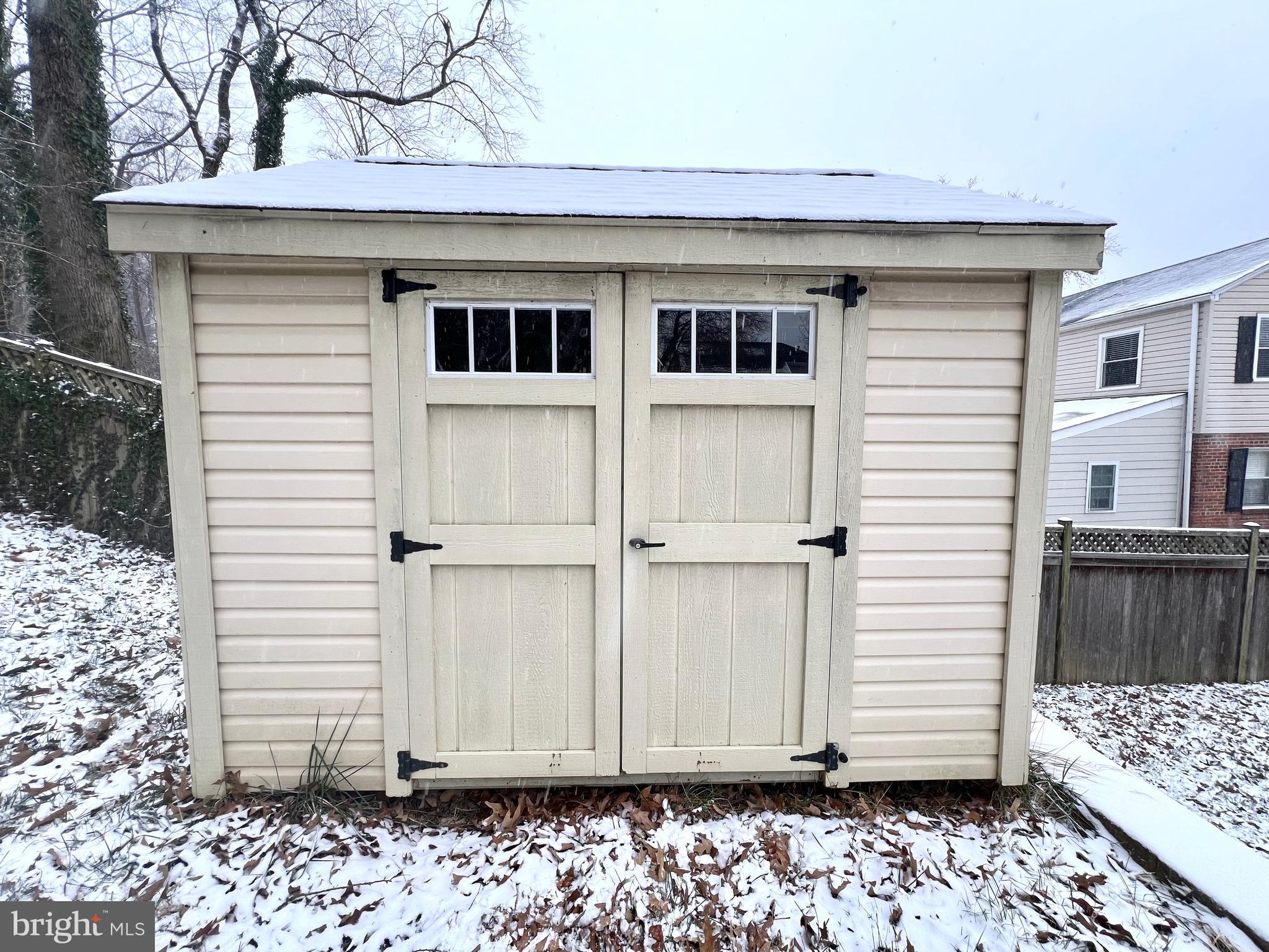 HUNTINGTON - Residential Lease