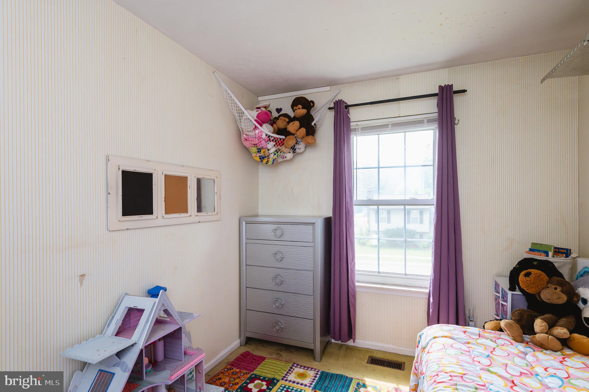 LAUREL VALLEY - Residential