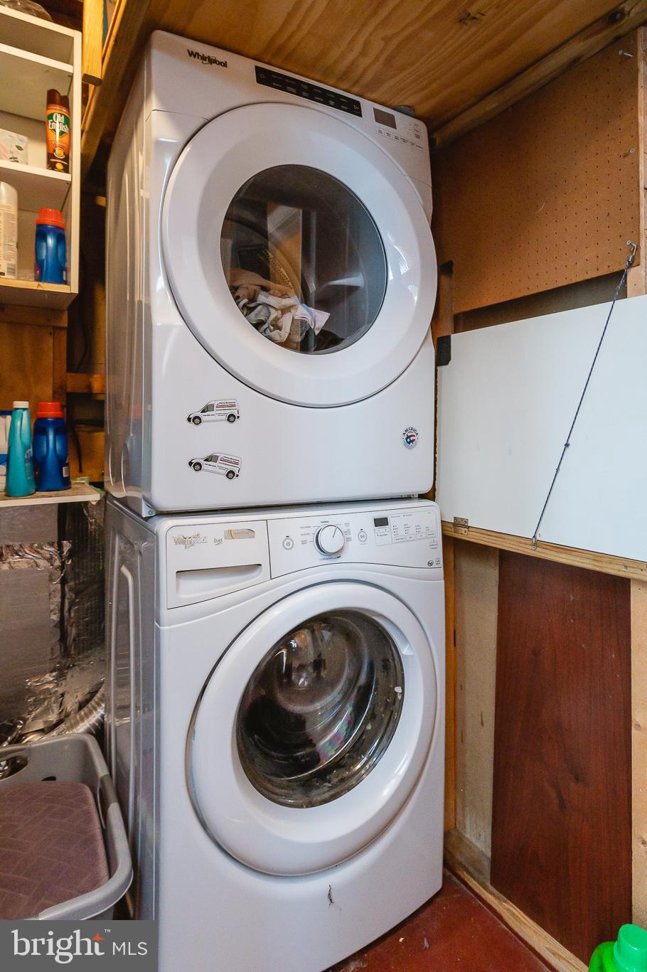 LAUREL VALLEY - Residential