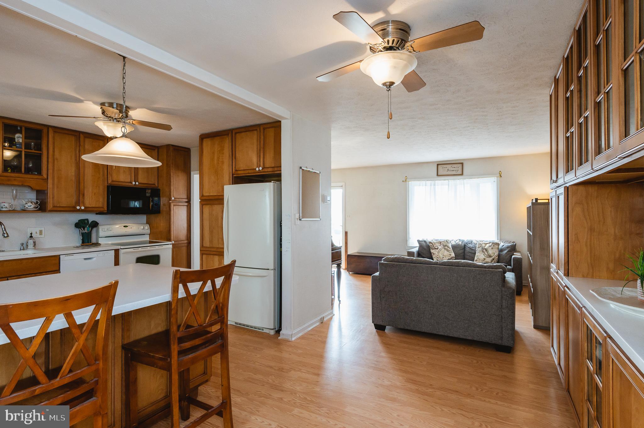 LAUREL VALLEY - Residential