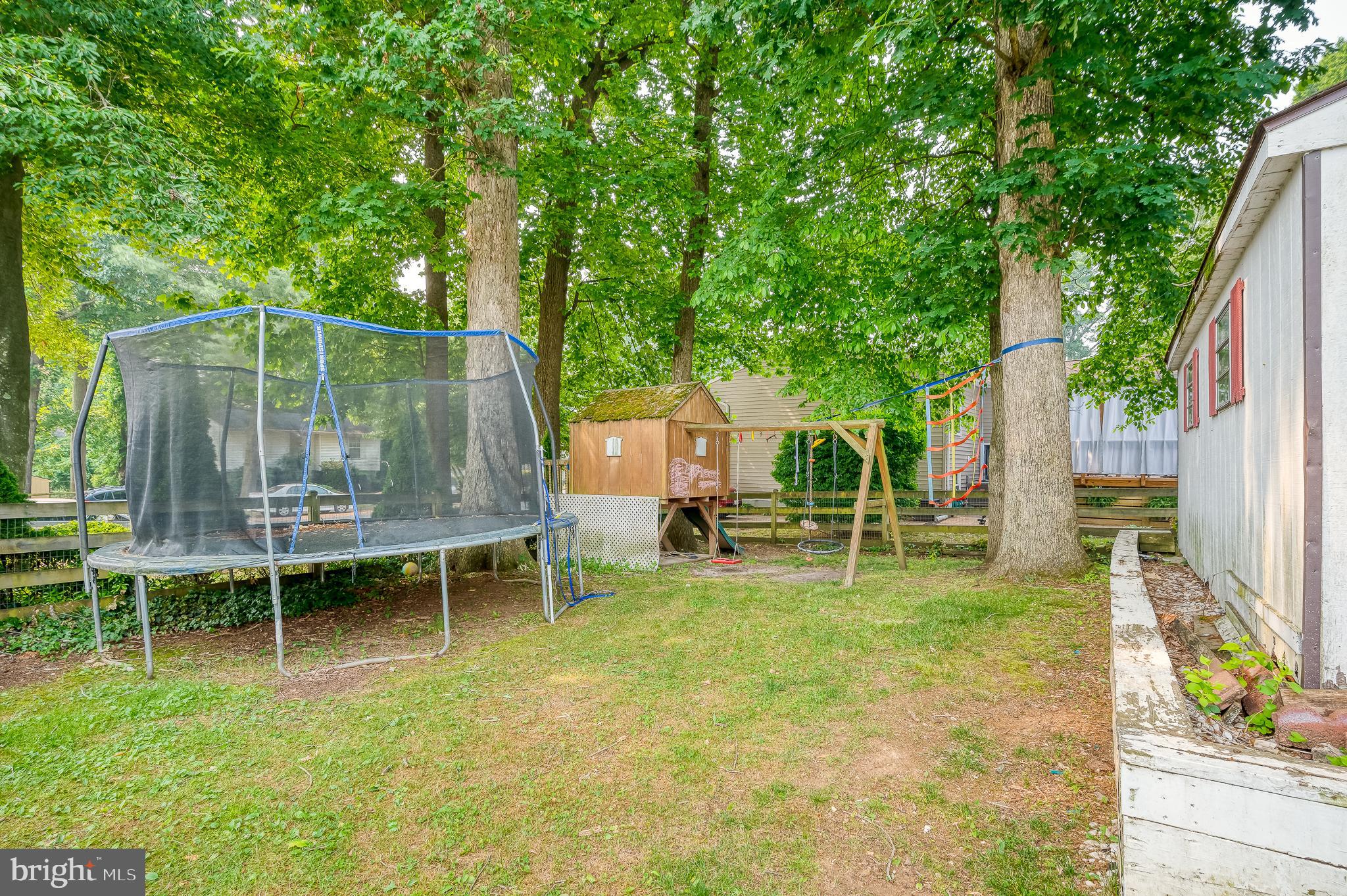 LAUREL VALLEY - Residential