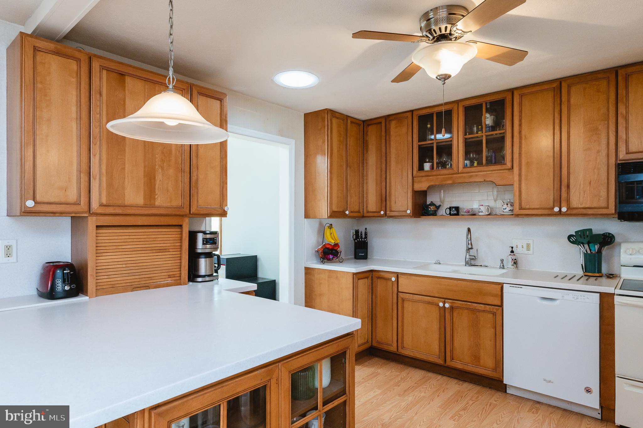 LAUREL VALLEY - Residential