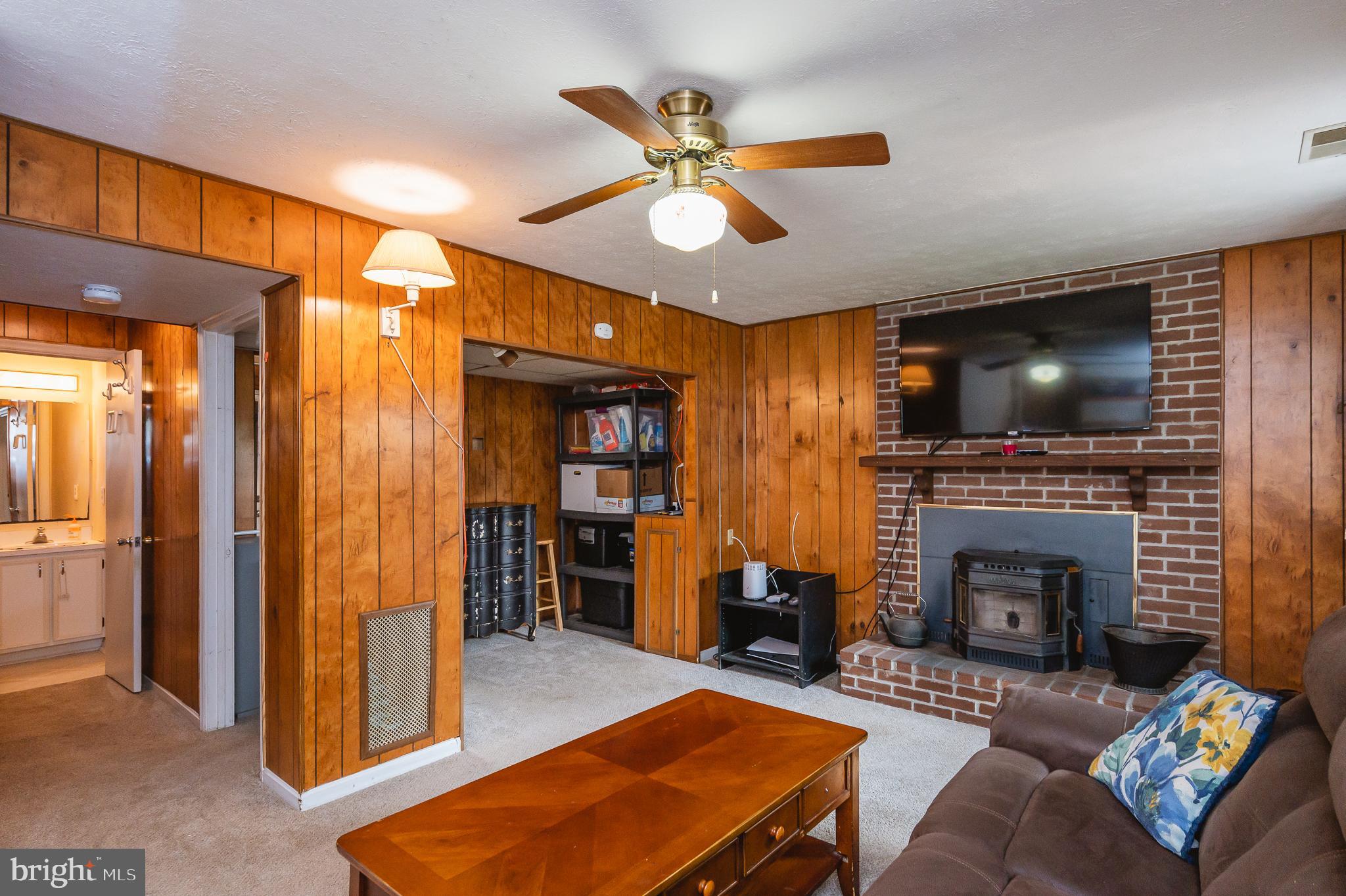 LAUREL VALLEY - Residential