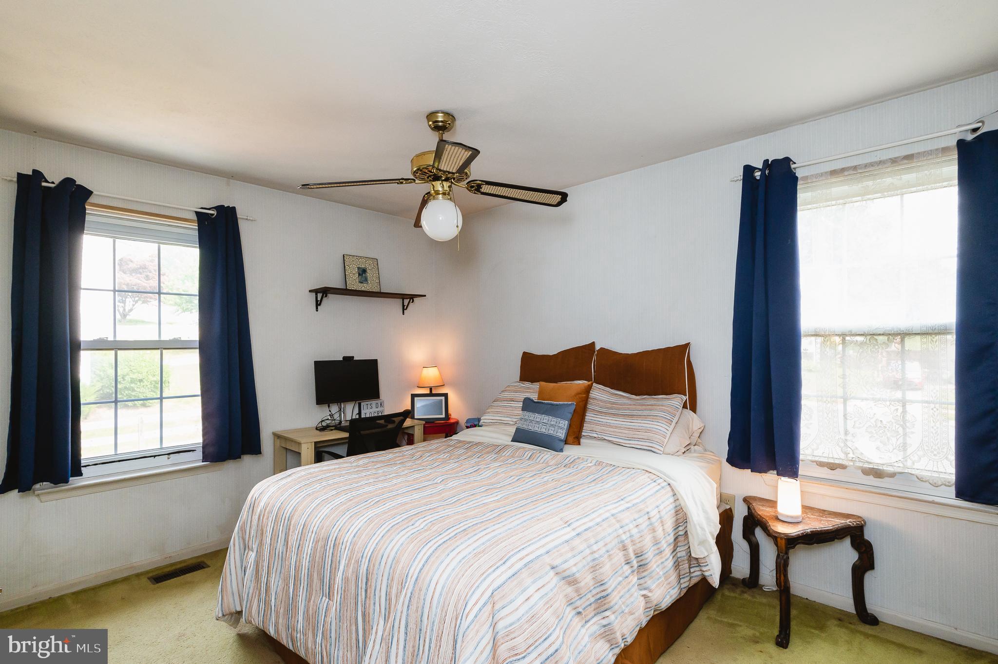 LAUREL VALLEY - Residential