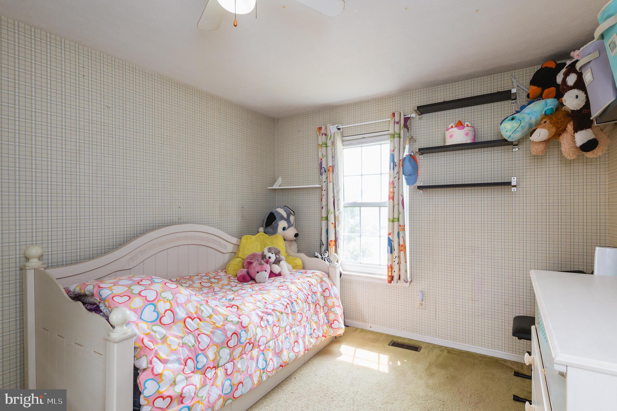 LAUREL VALLEY - Residential