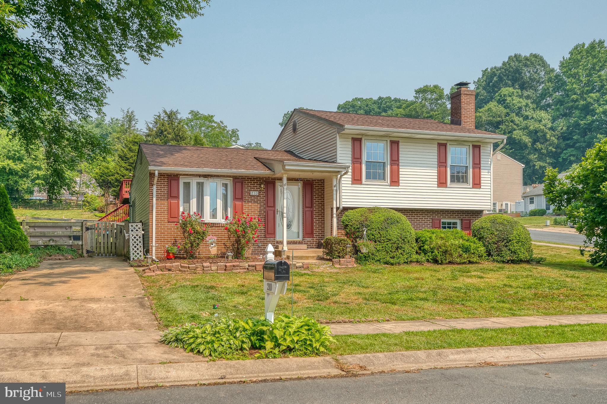 LAUREL VALLEY - Residential