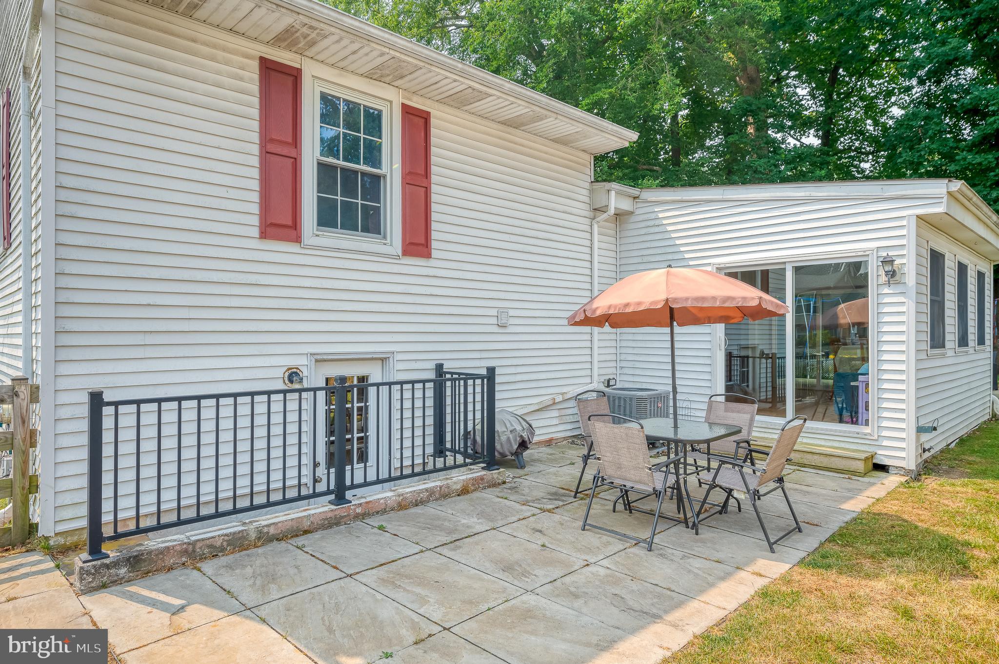 LAUREL VALLEY - Residential